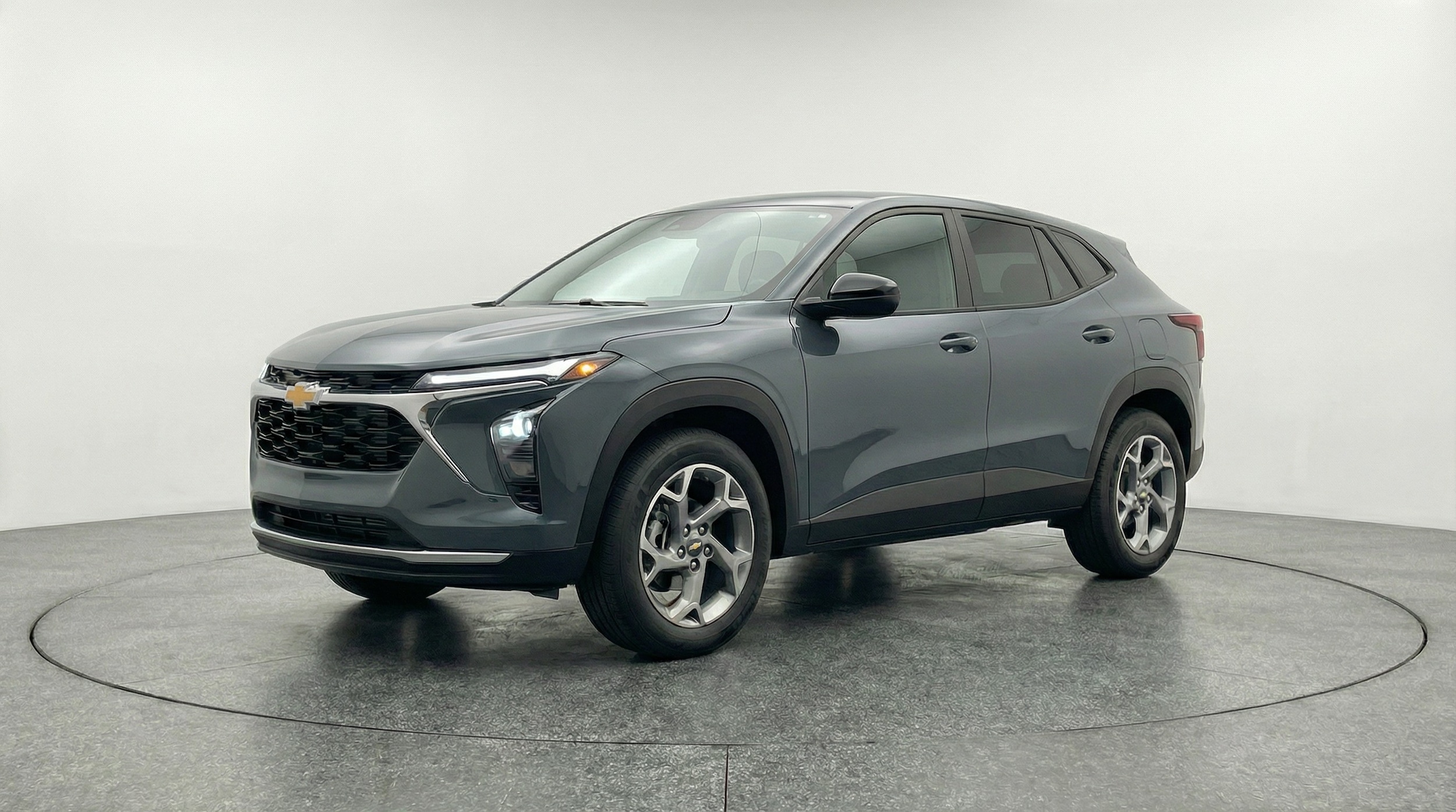 Thumbnail: 2025 Chevrolet Trax - 3