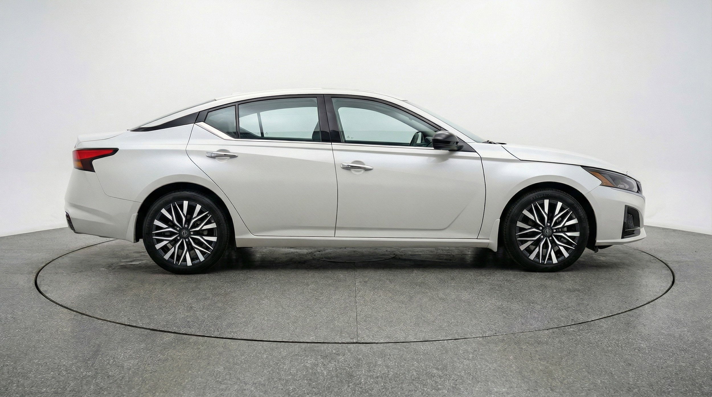 Thumbnail: 2025 Nissan Altima - 11