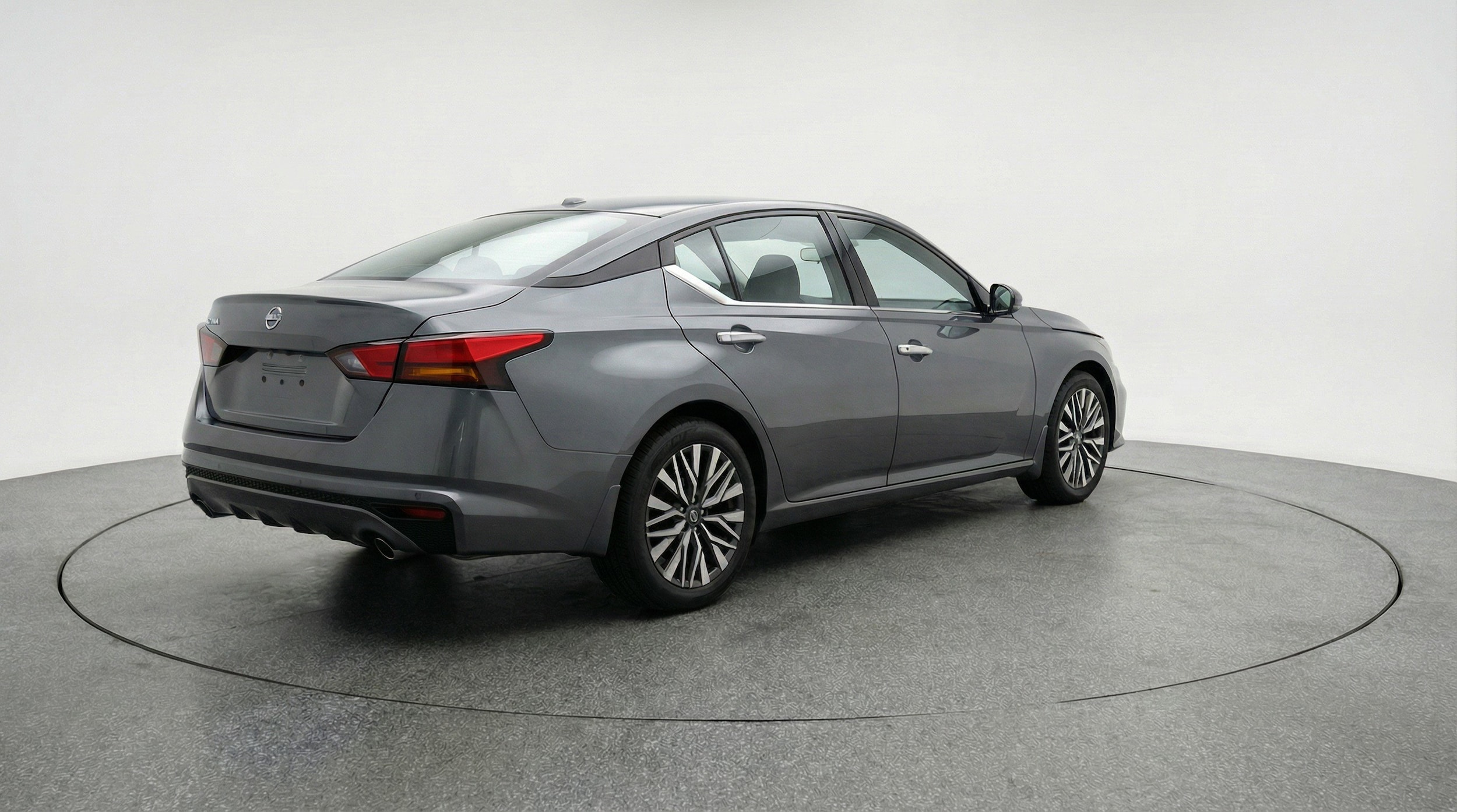 Thumbnail: 2025 Nissan Altima - 9