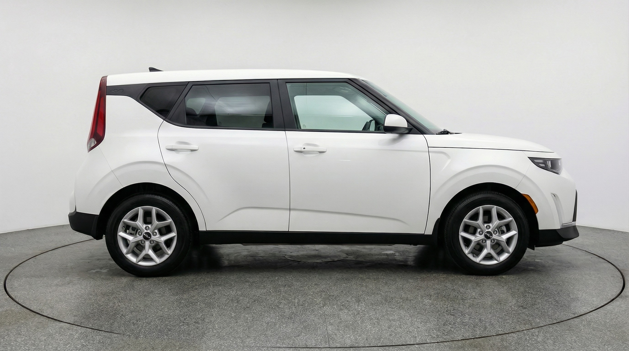 Thumbnail: 2025 Kia Soul - 8