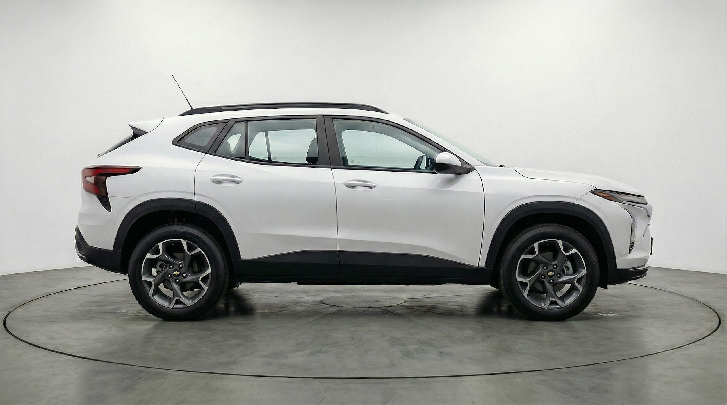 Thumbnail: 2025 Chevrolet Trax - 8