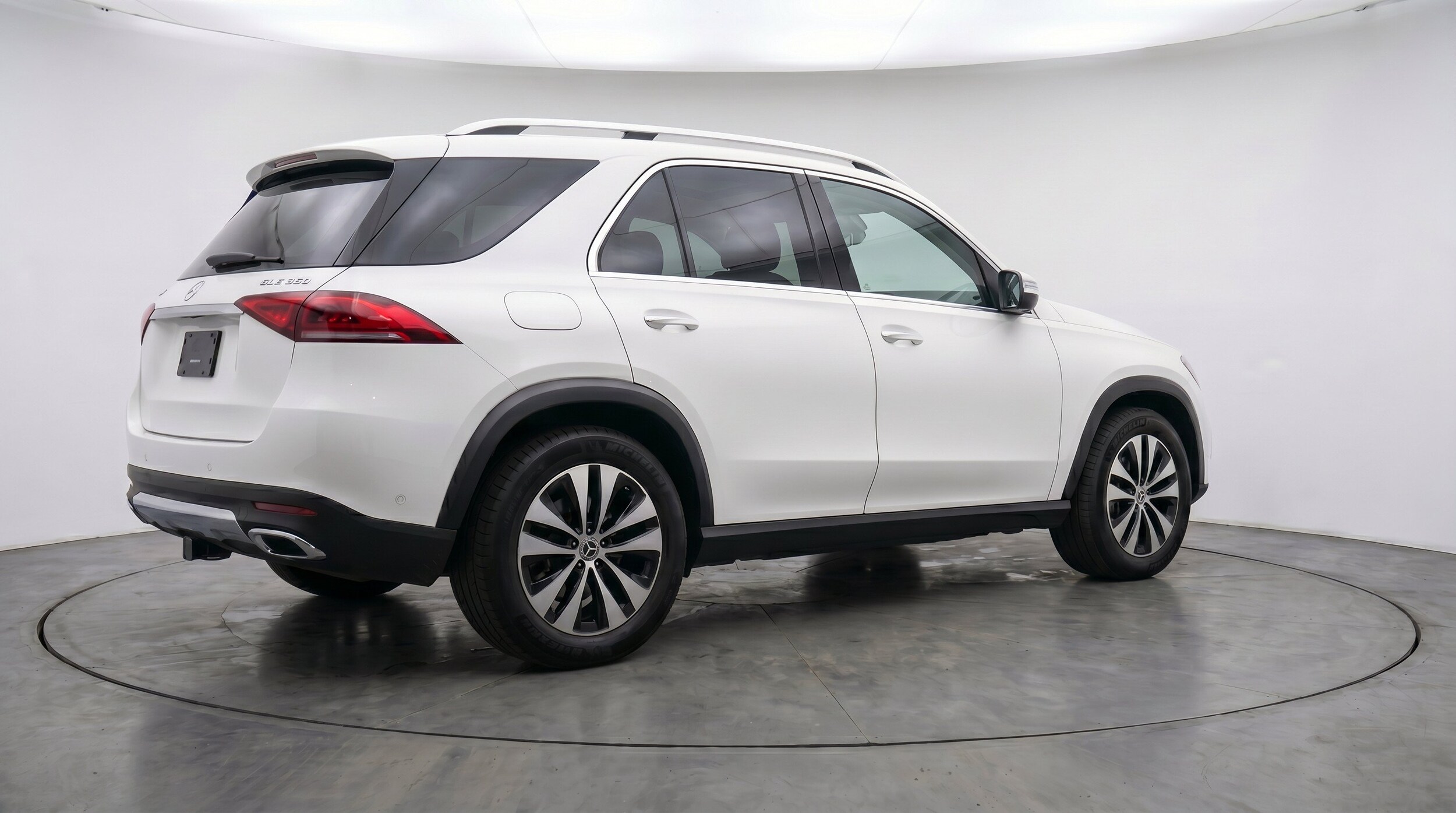 Thumbnail: 2026 Mercedes-Benz GLE - 6