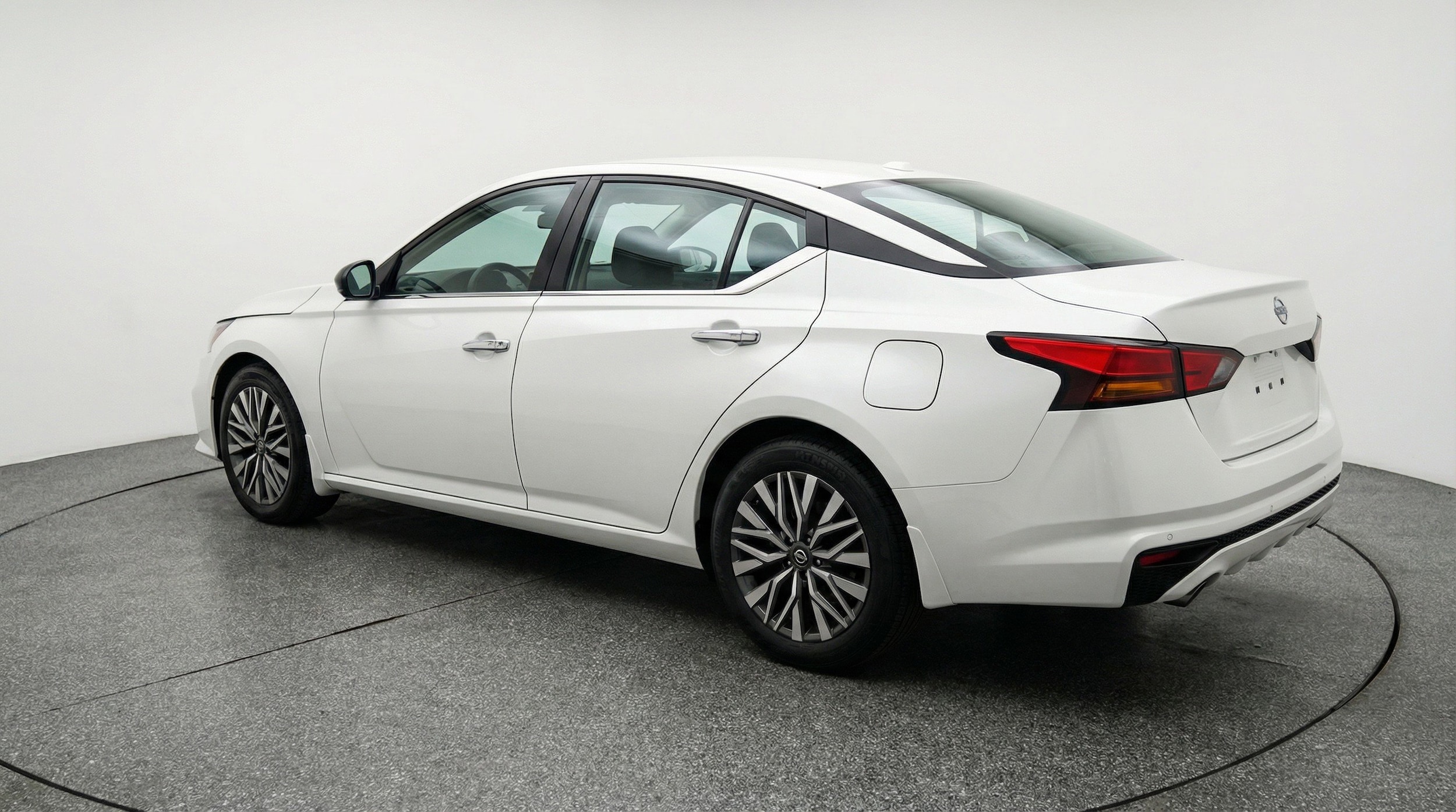 Thumbnail: 2025 Nissan Altima - 6