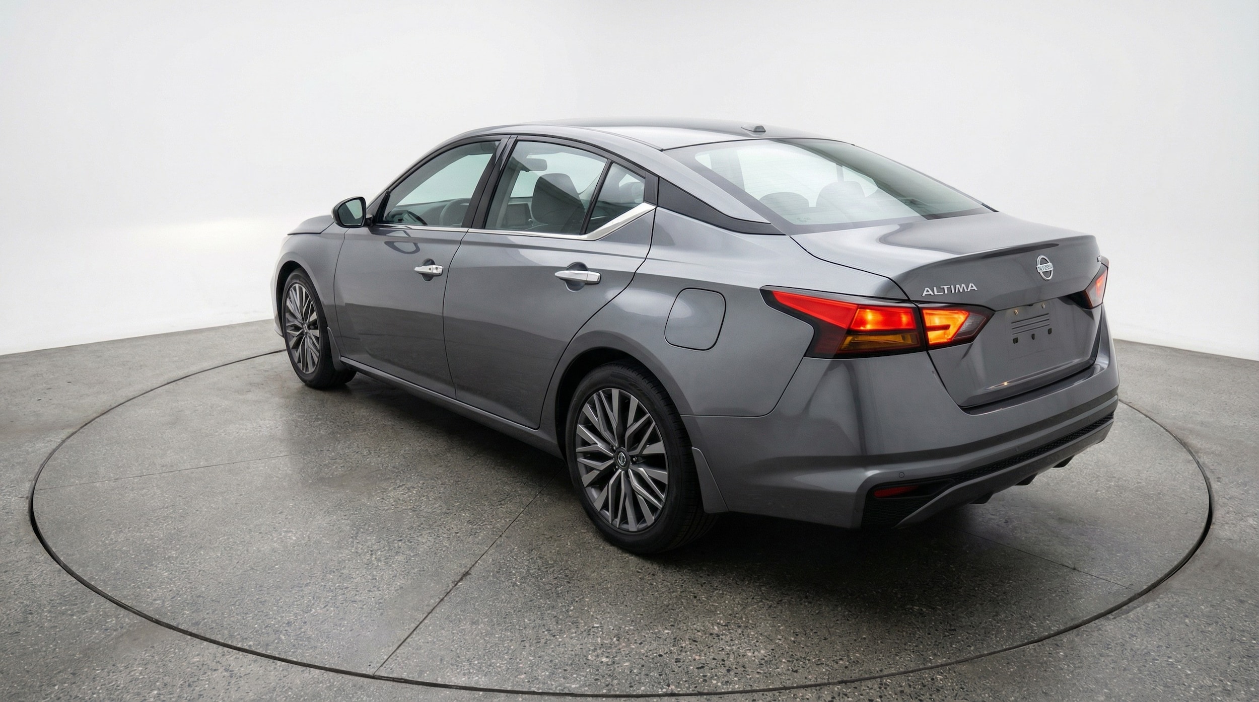 Thumbnail: 2025 Nissan Altima - 5