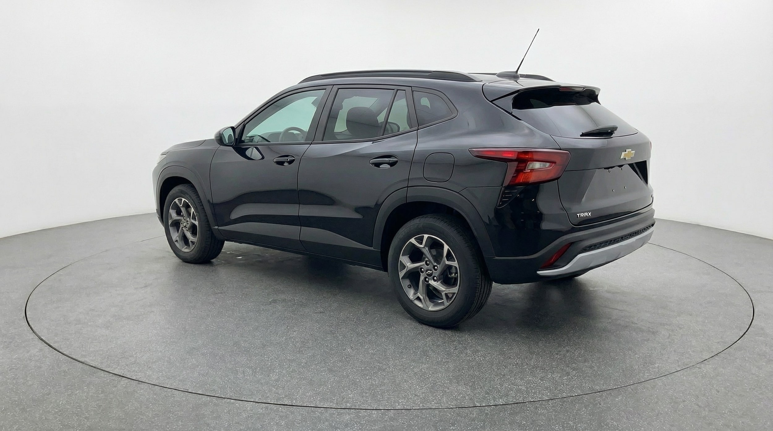 Thumbnail: 2025 Chevrolet Trax - 5