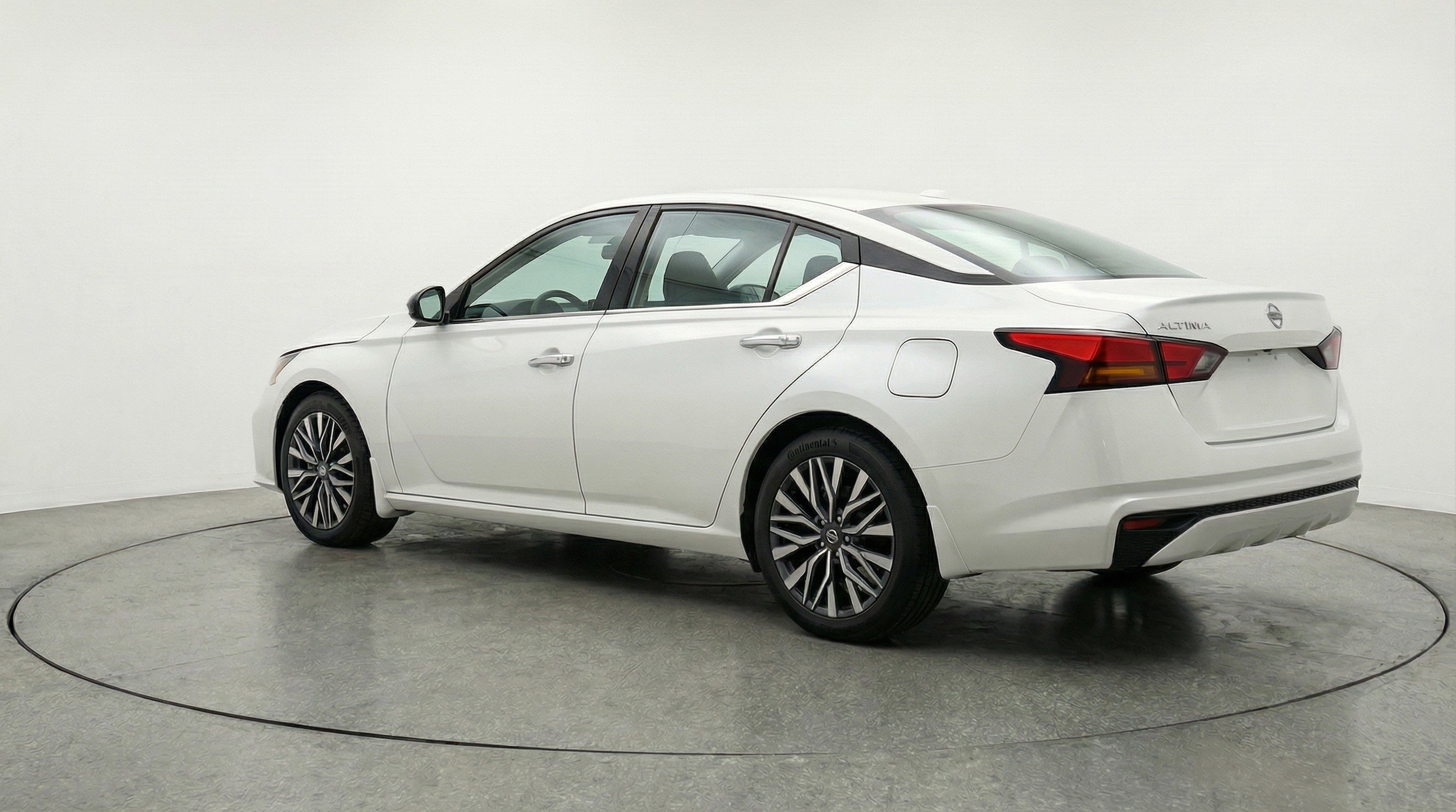 Thumbnail: 2025 Nissan Altima - 6