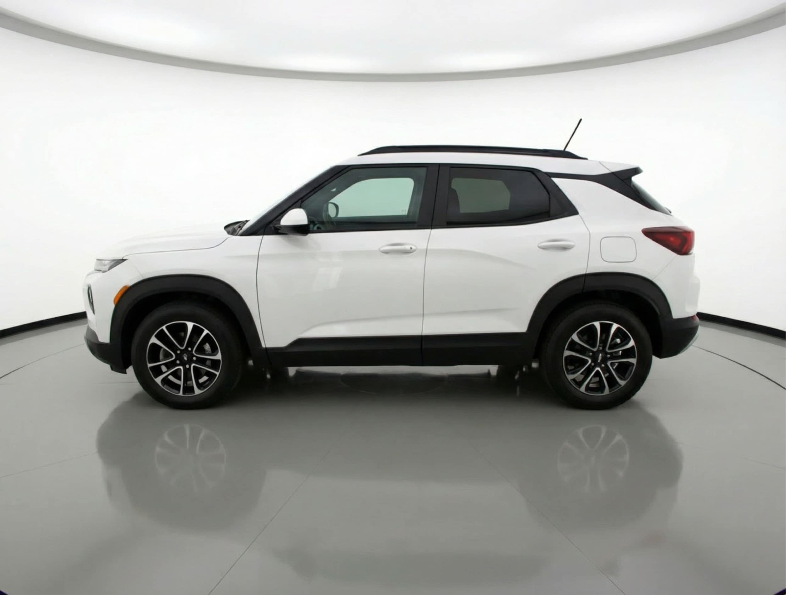 Thumbnail: 2025 Chevrolet TrailBlazer - 4