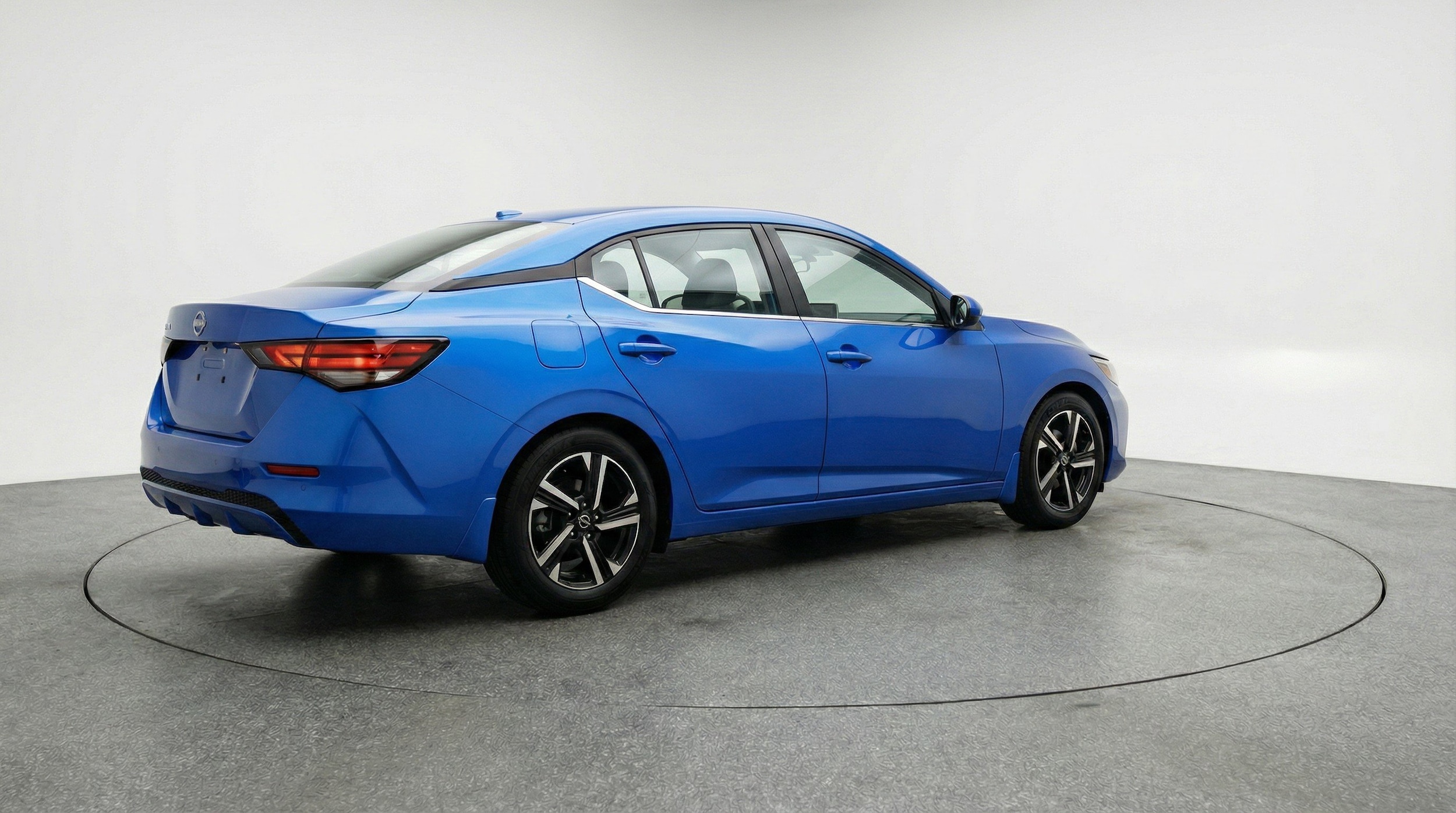 Thumbnail: 2025 Nissan Sentra - 9