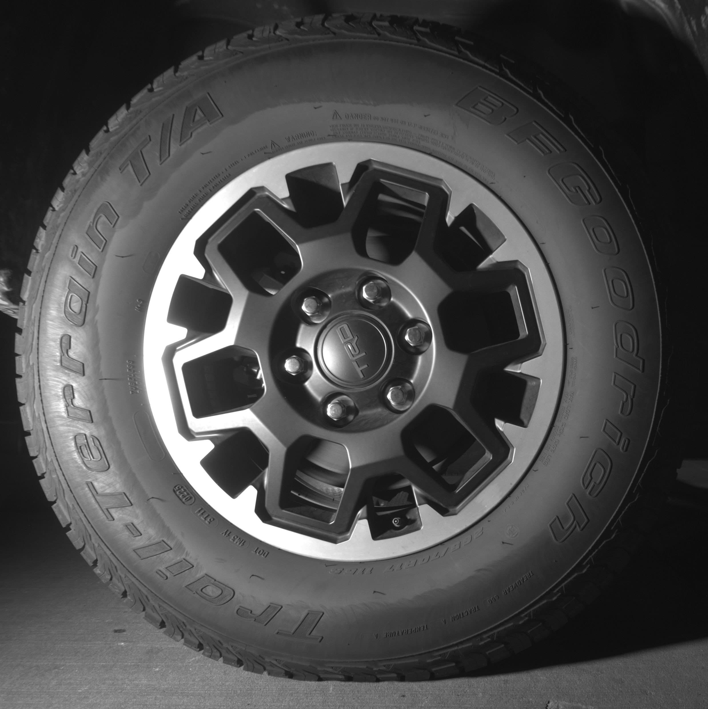 Thumbnail: 2025 Toyota Tacoma - 15
