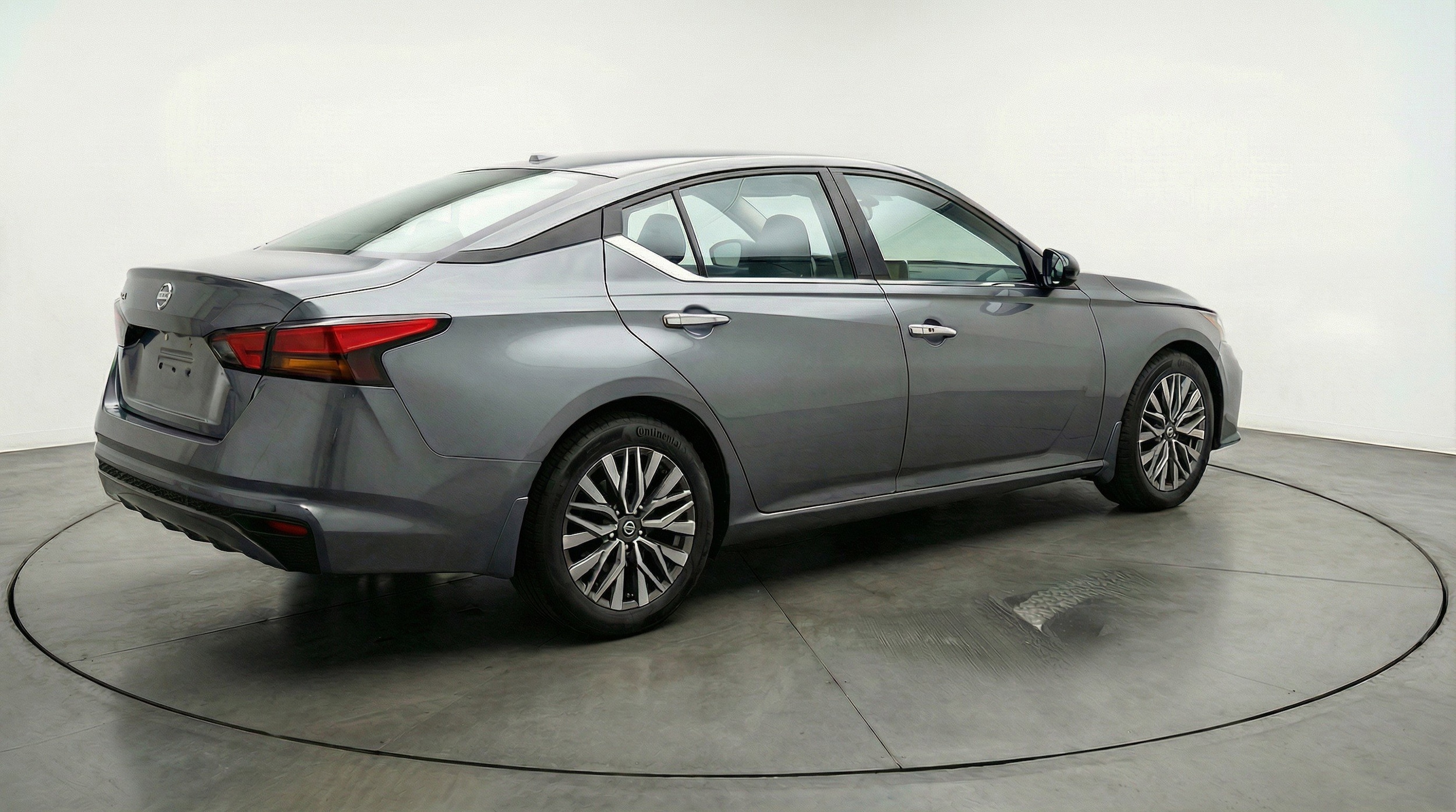 Thumbnail: 2025 Nissan Altima - 9