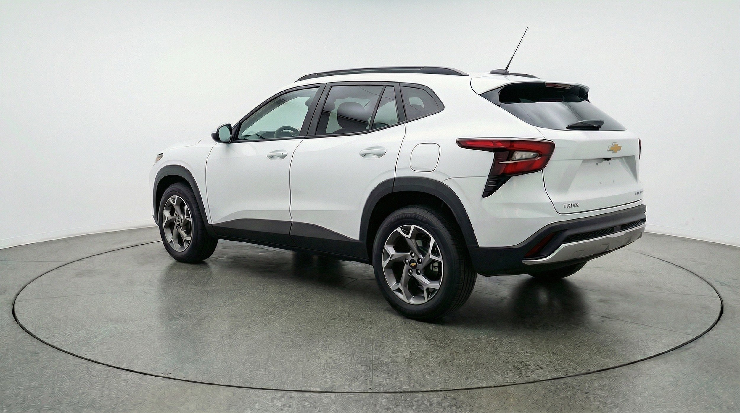 Thumbnail: 2025 Chevrolet Trax - 6