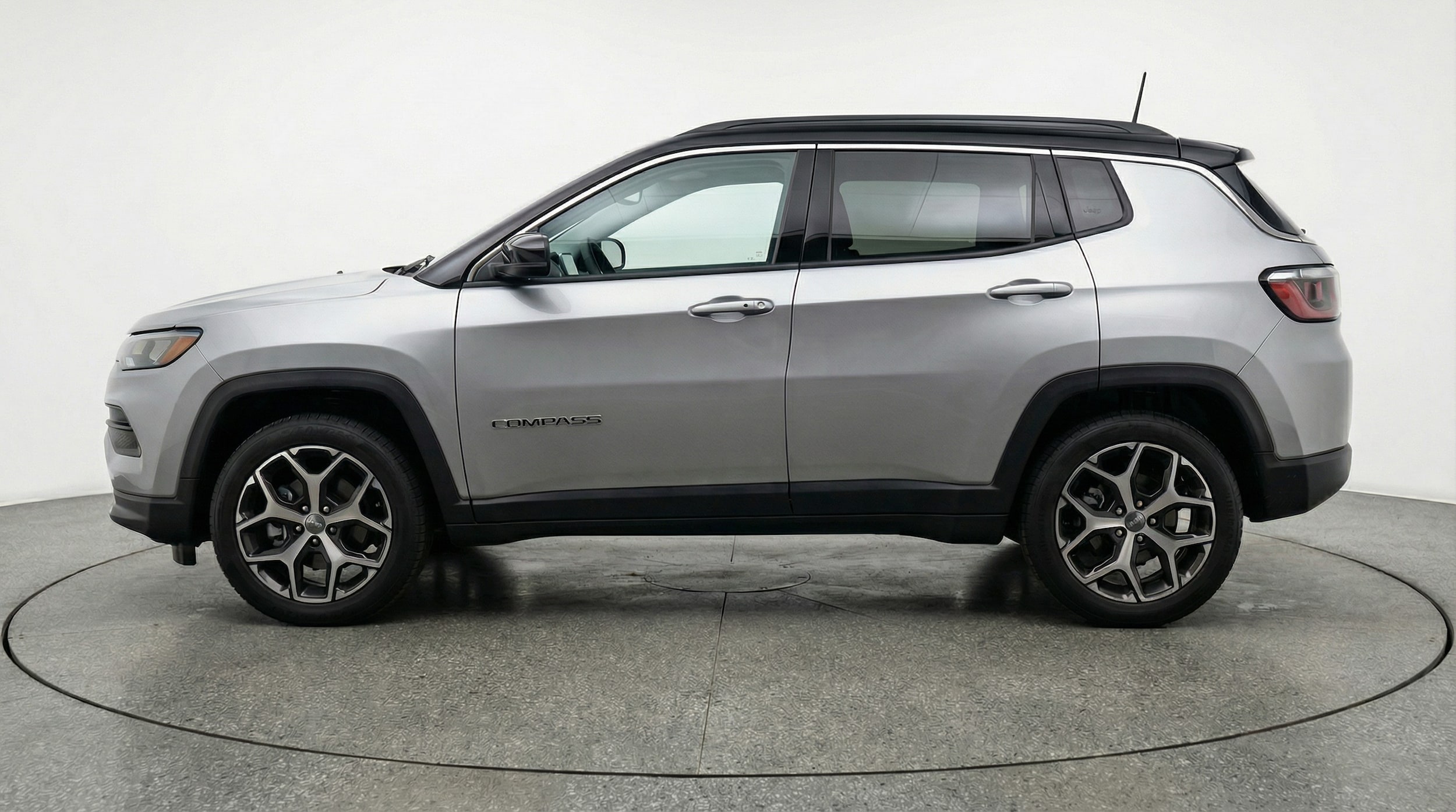 Thumbnail: 2025 Jeep Compass - 4