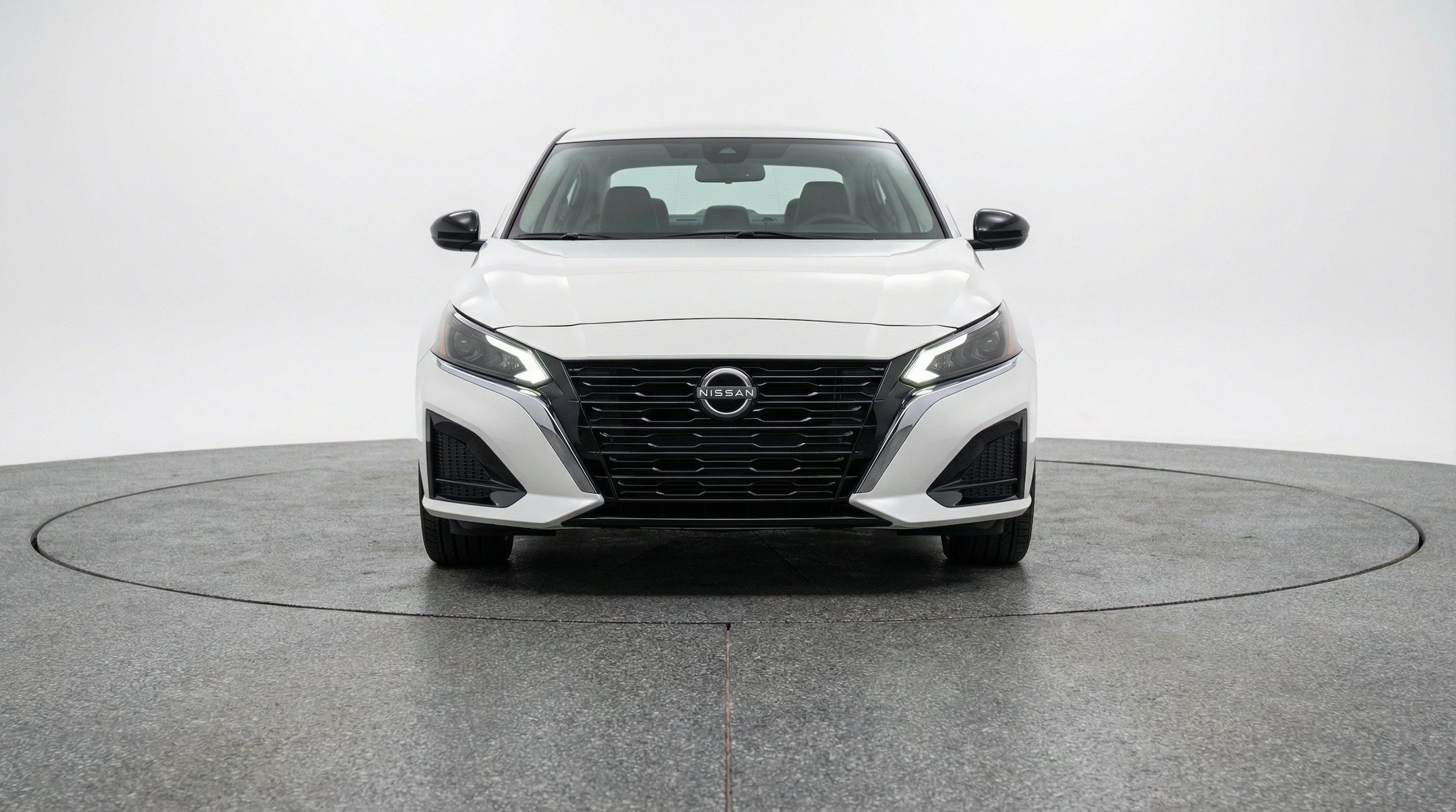 Thumbnail: 2025 Nissan Altima - 2
