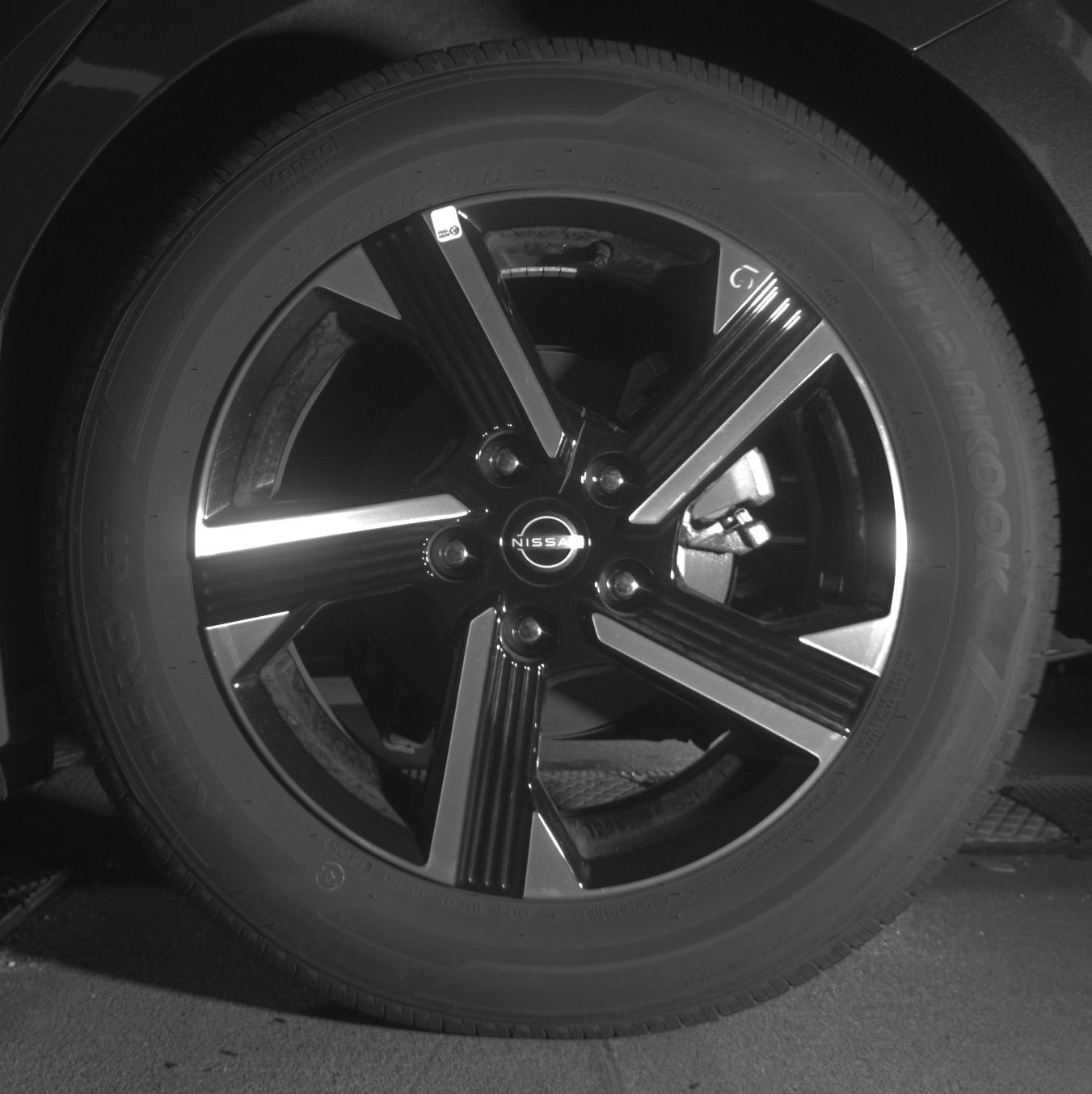 Thumbnail: 2025 Nissan Sentra - 14