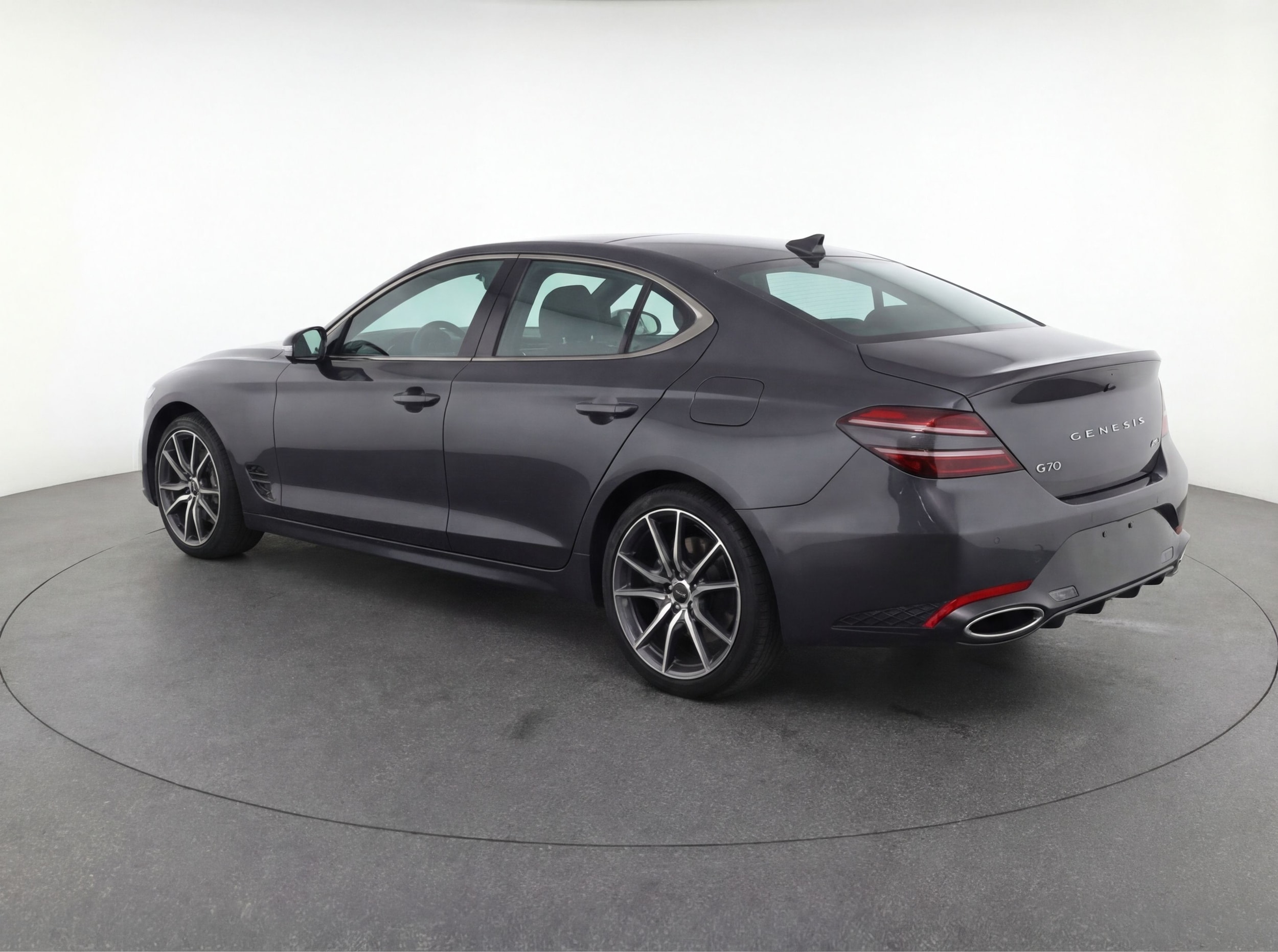 Thumbnail: 2025 Genesis G70 - 5