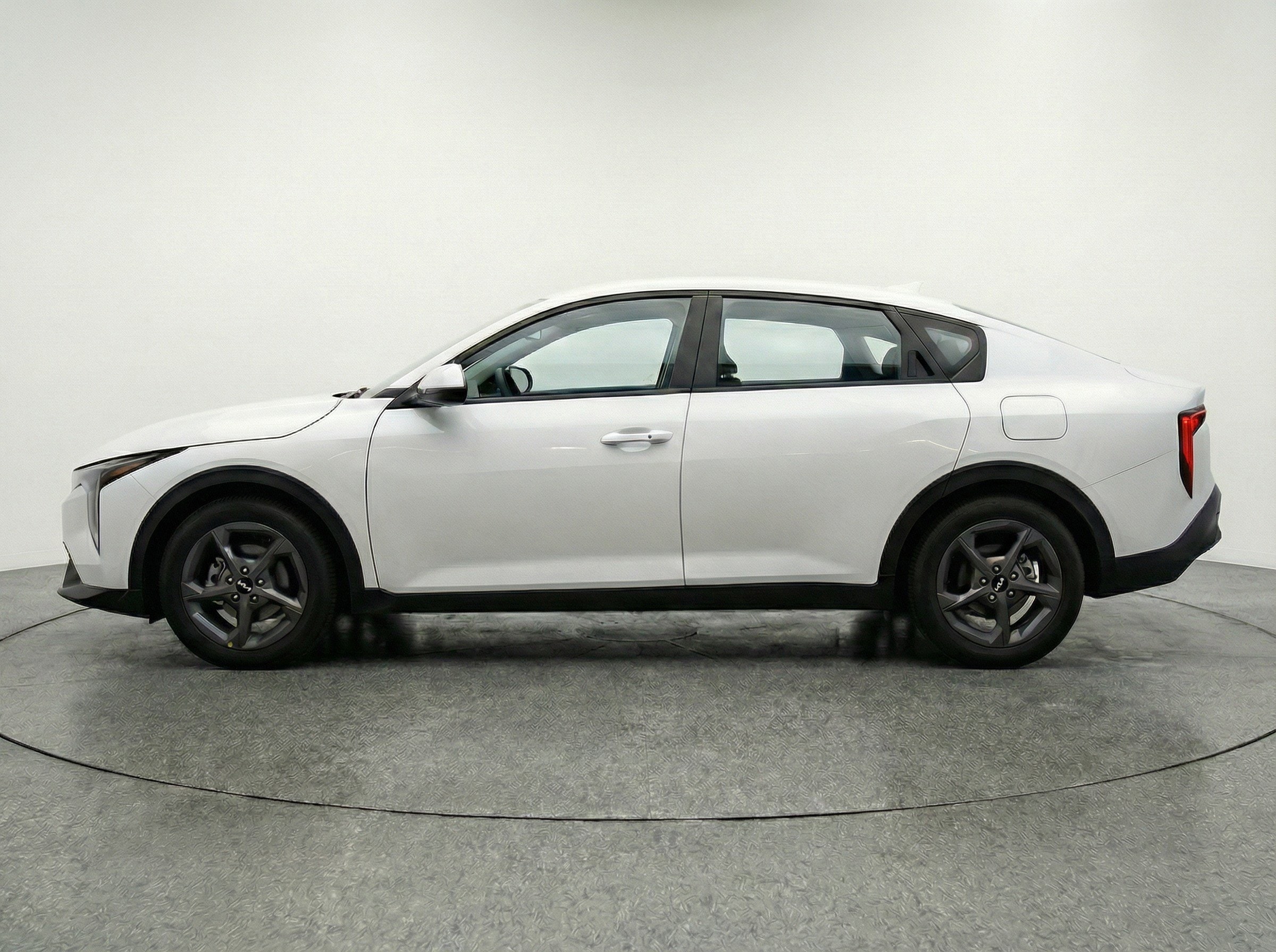 Thumbnail: 2025 Kia K4 - 5