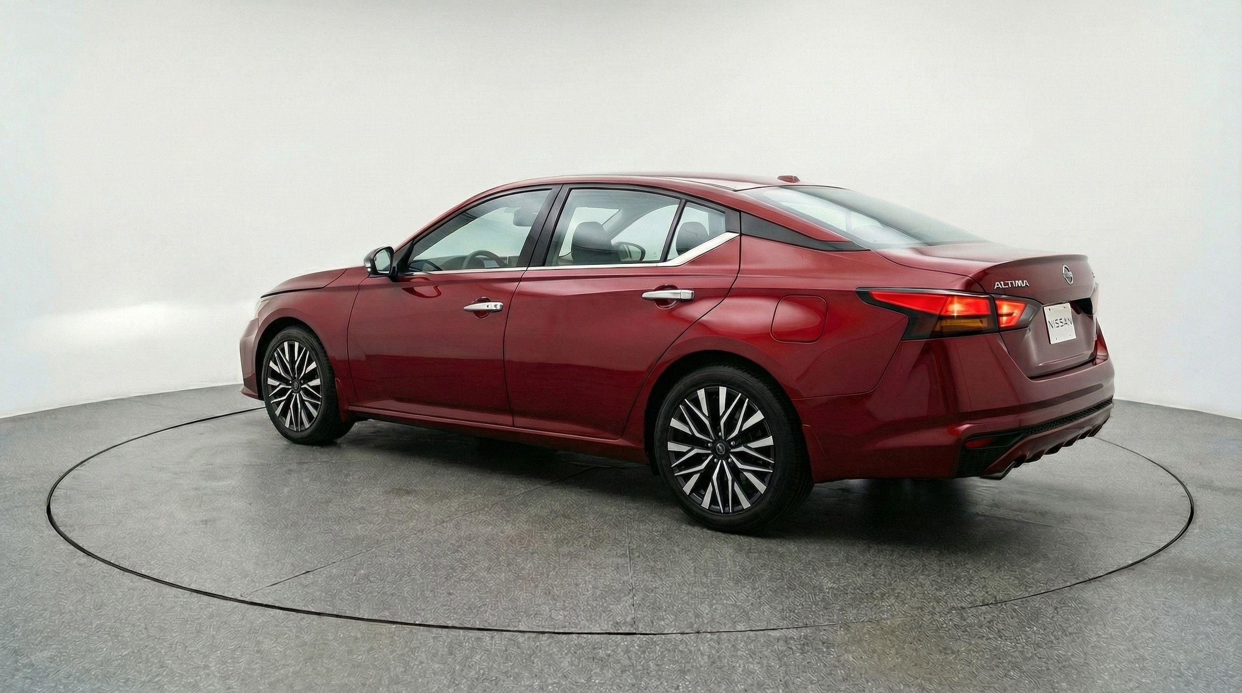 Thumbnail: 2025 Nissan Altima - 6