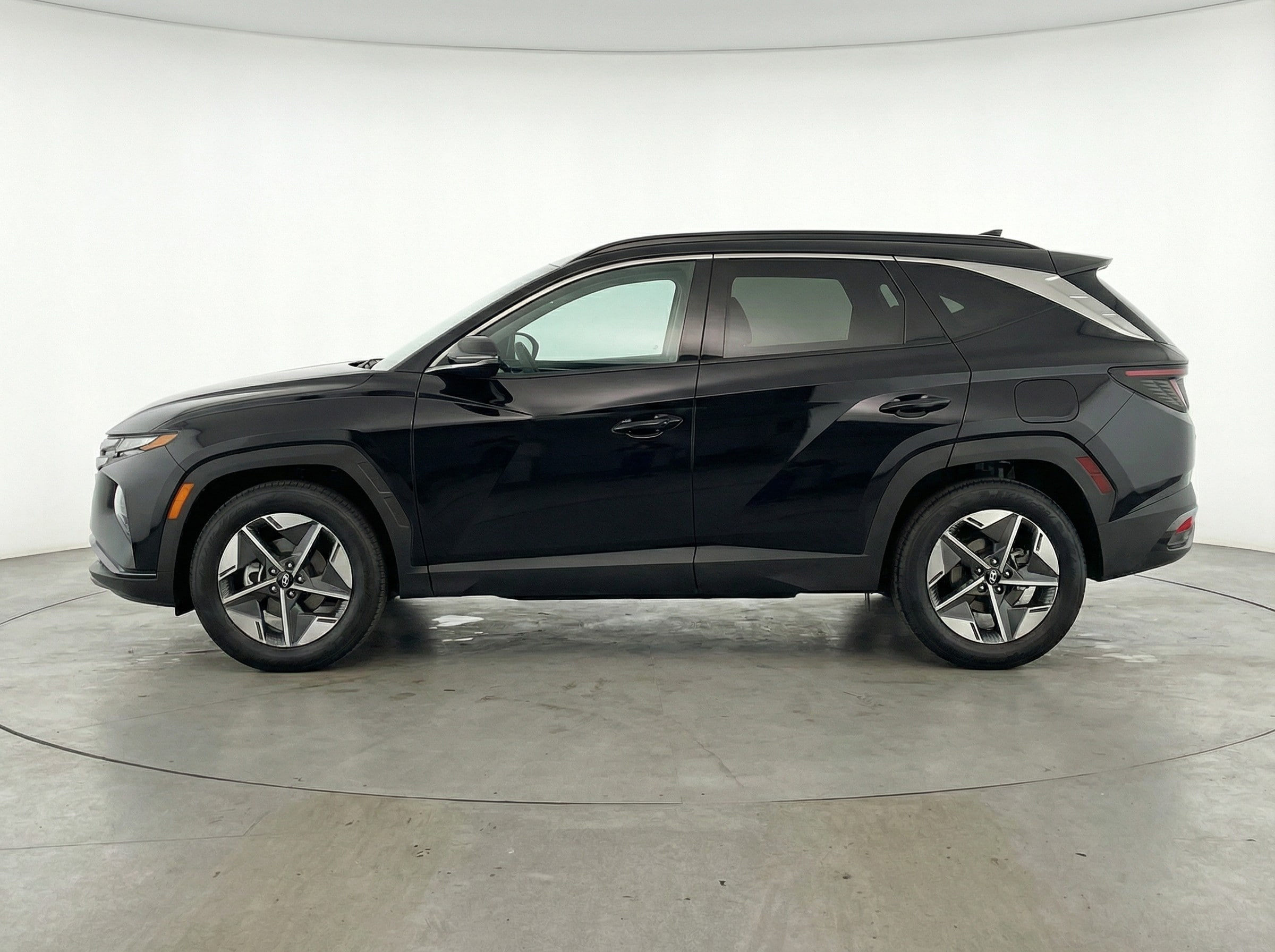 Thumbnail: 2025 Hyundai Tucson - 4