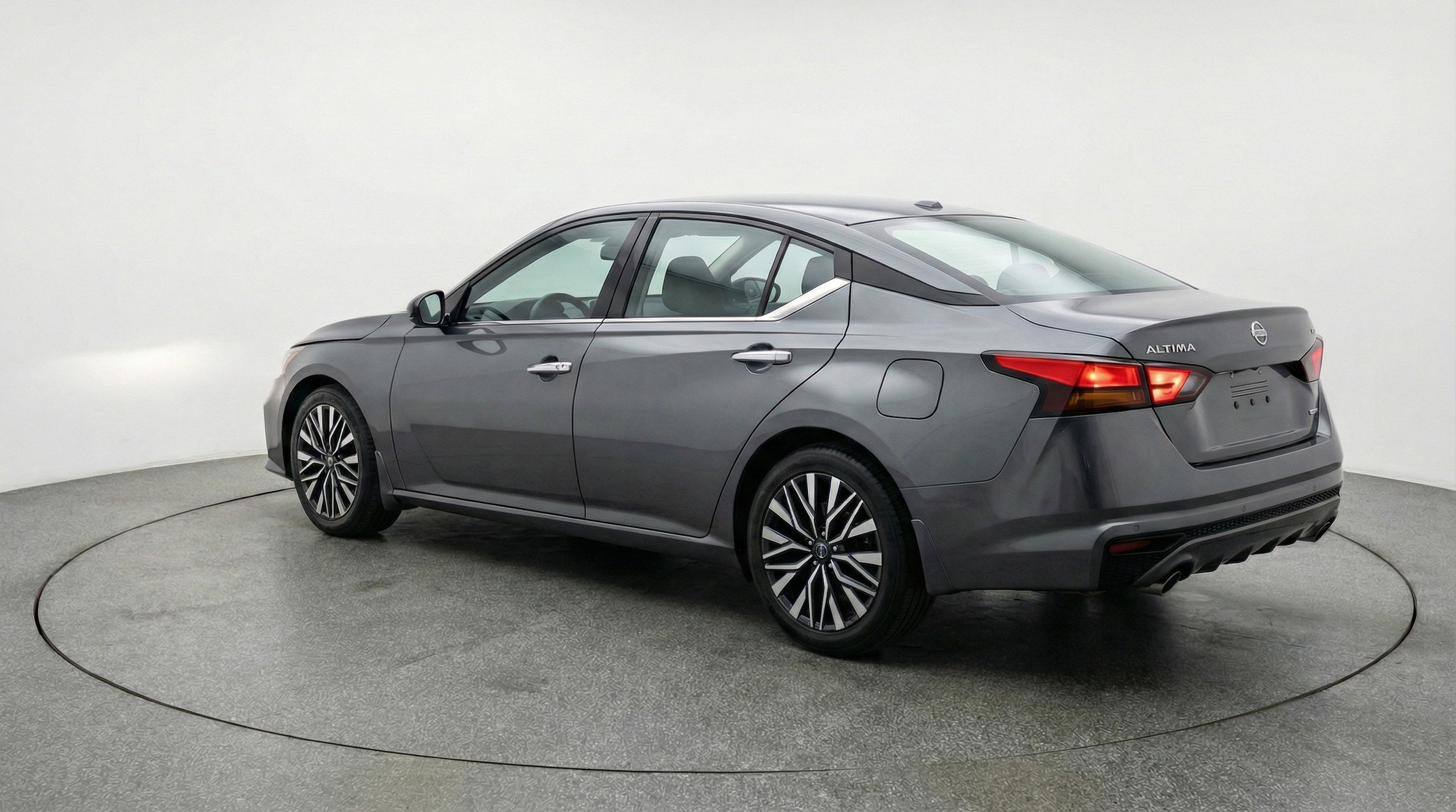 Thumbnail: 2025 Nissan Altima - 6