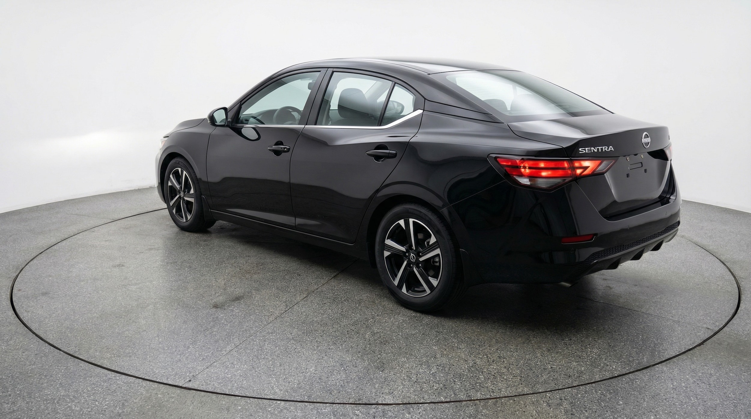 Thumbnail: 2025 Nissan Sentra - 5