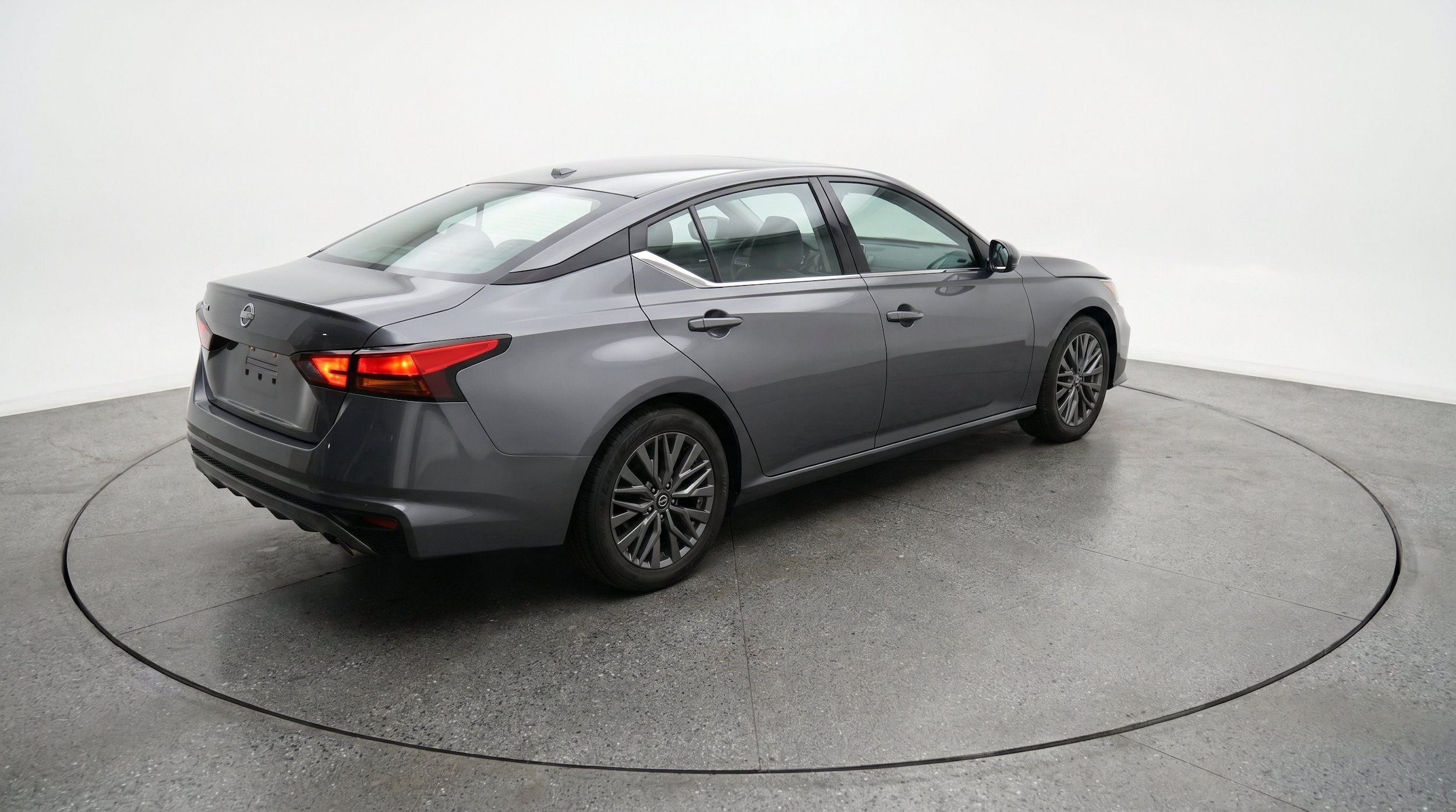 Thumbnail: 2025 Nissan Altima - 9