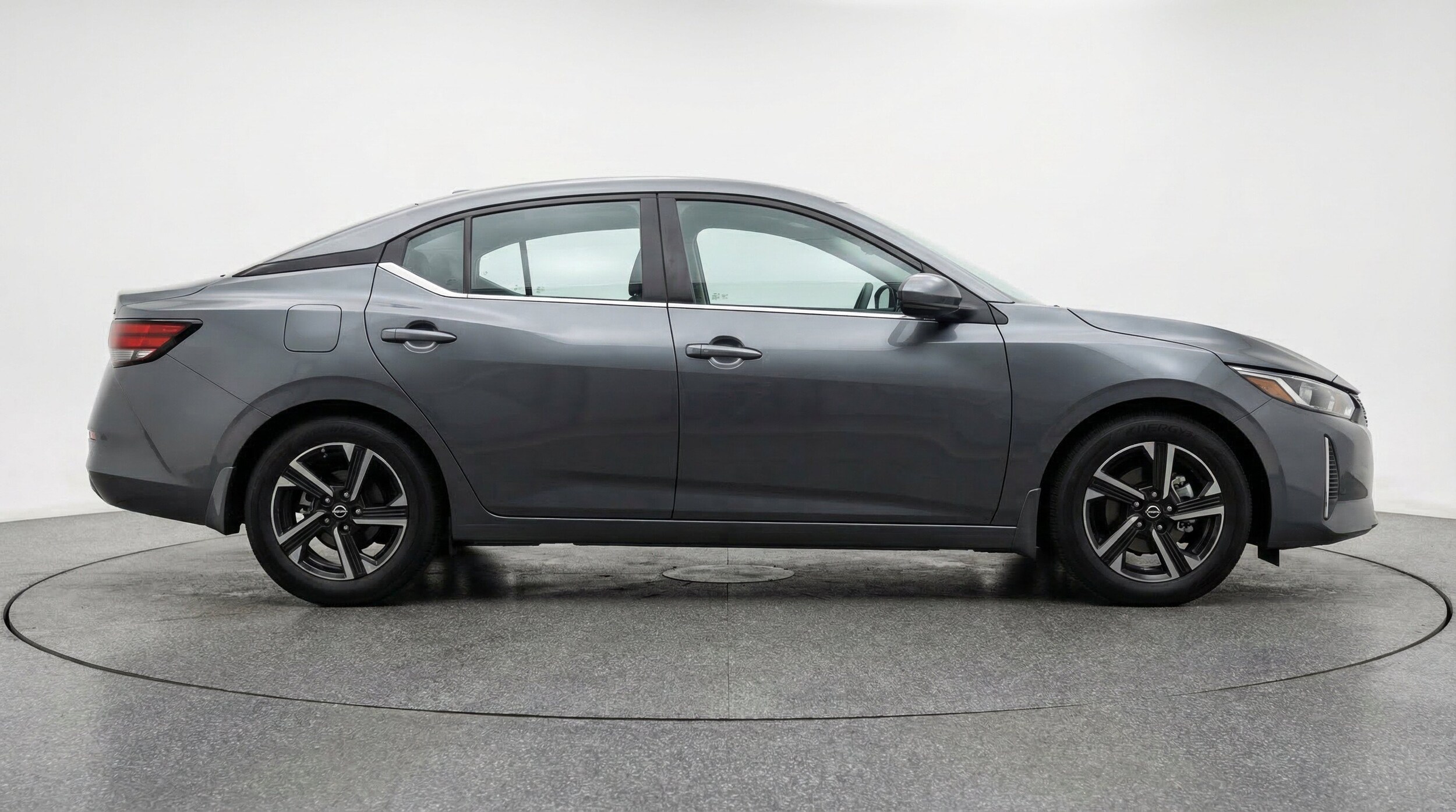 Thumbnail: 2025 Nissan Sentra - 11