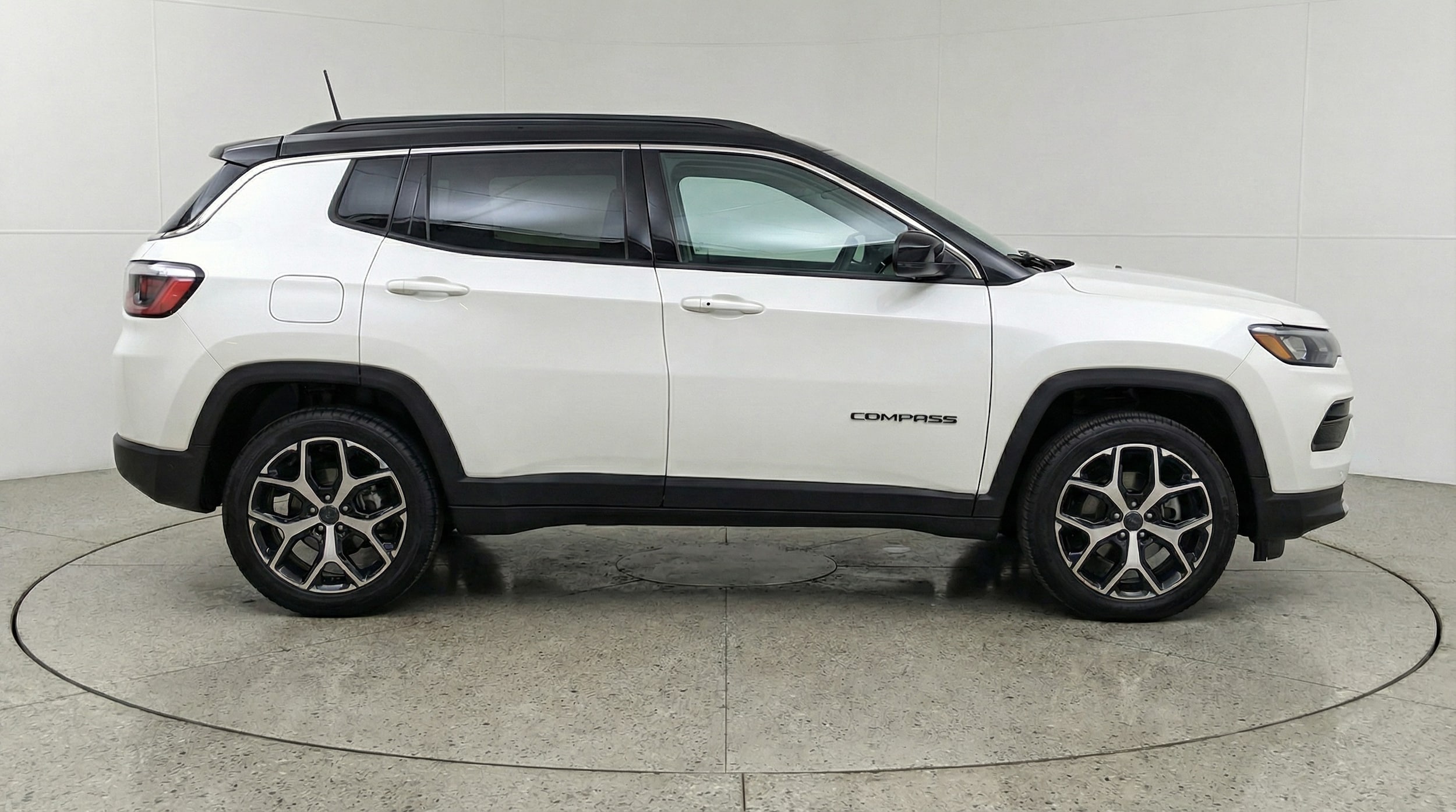 Thumbnail: 2025 Jeep Compass - 8