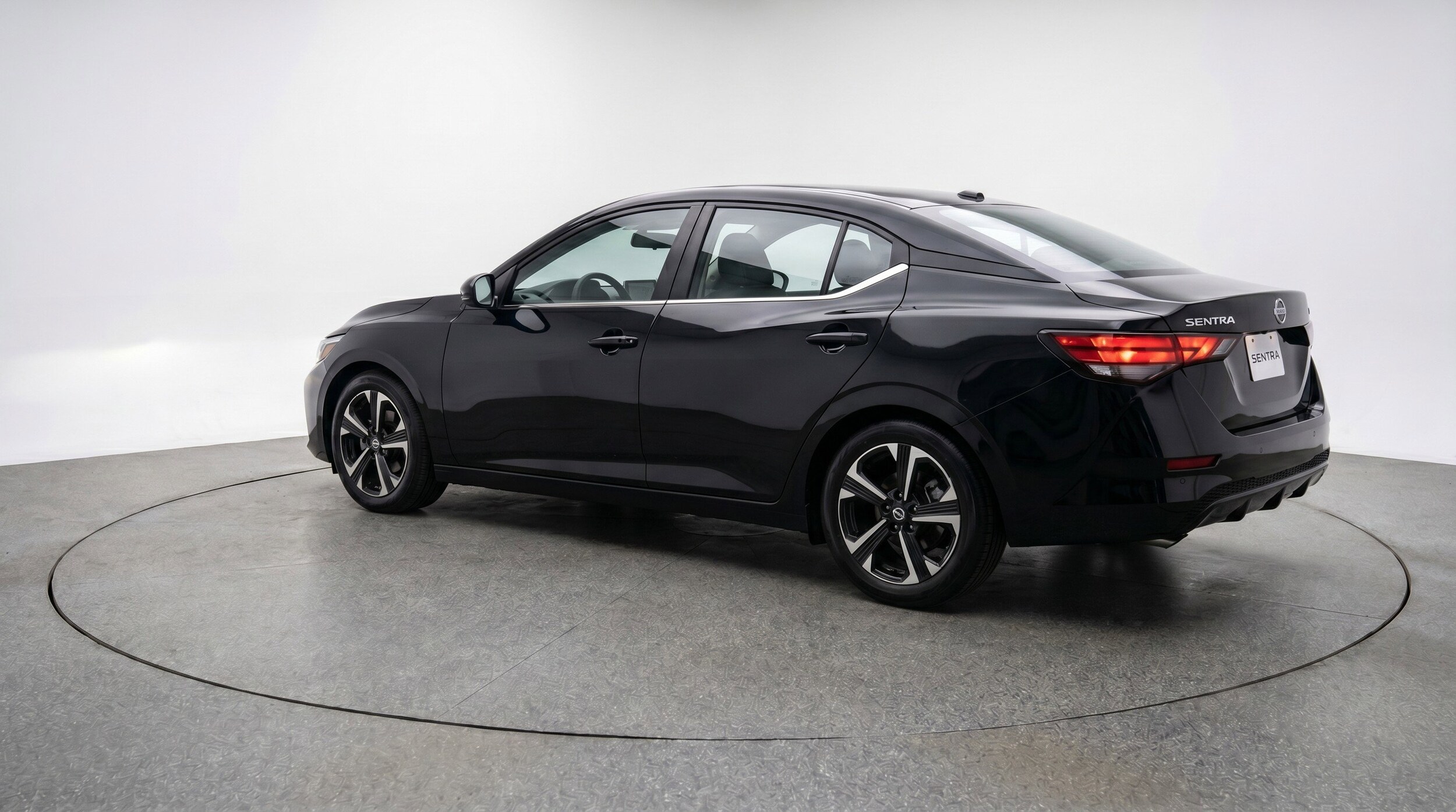 Thumbnail: 2025 Nissan Sentra - 6