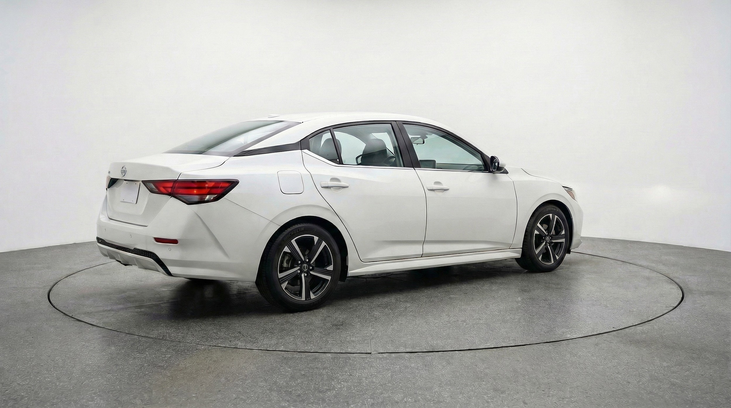 Thumbnail: 2025 Nissan Sentra - 9