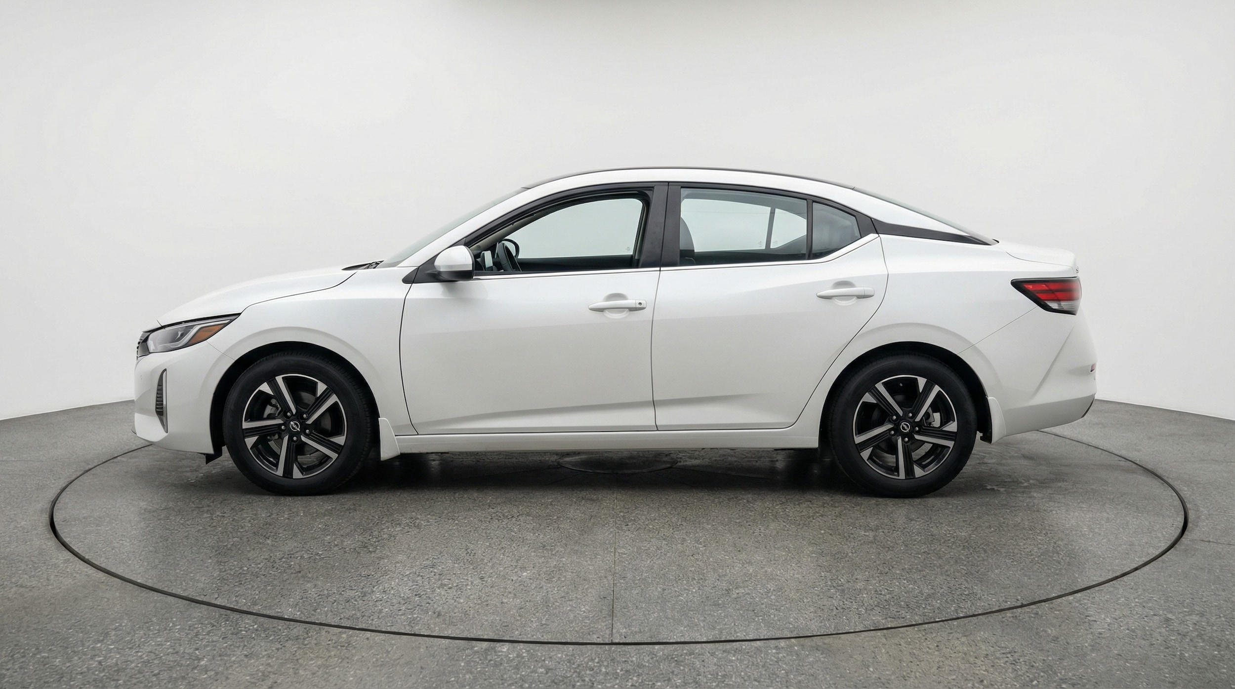 Thumbnail: 2025 Nissan Sentra - 4