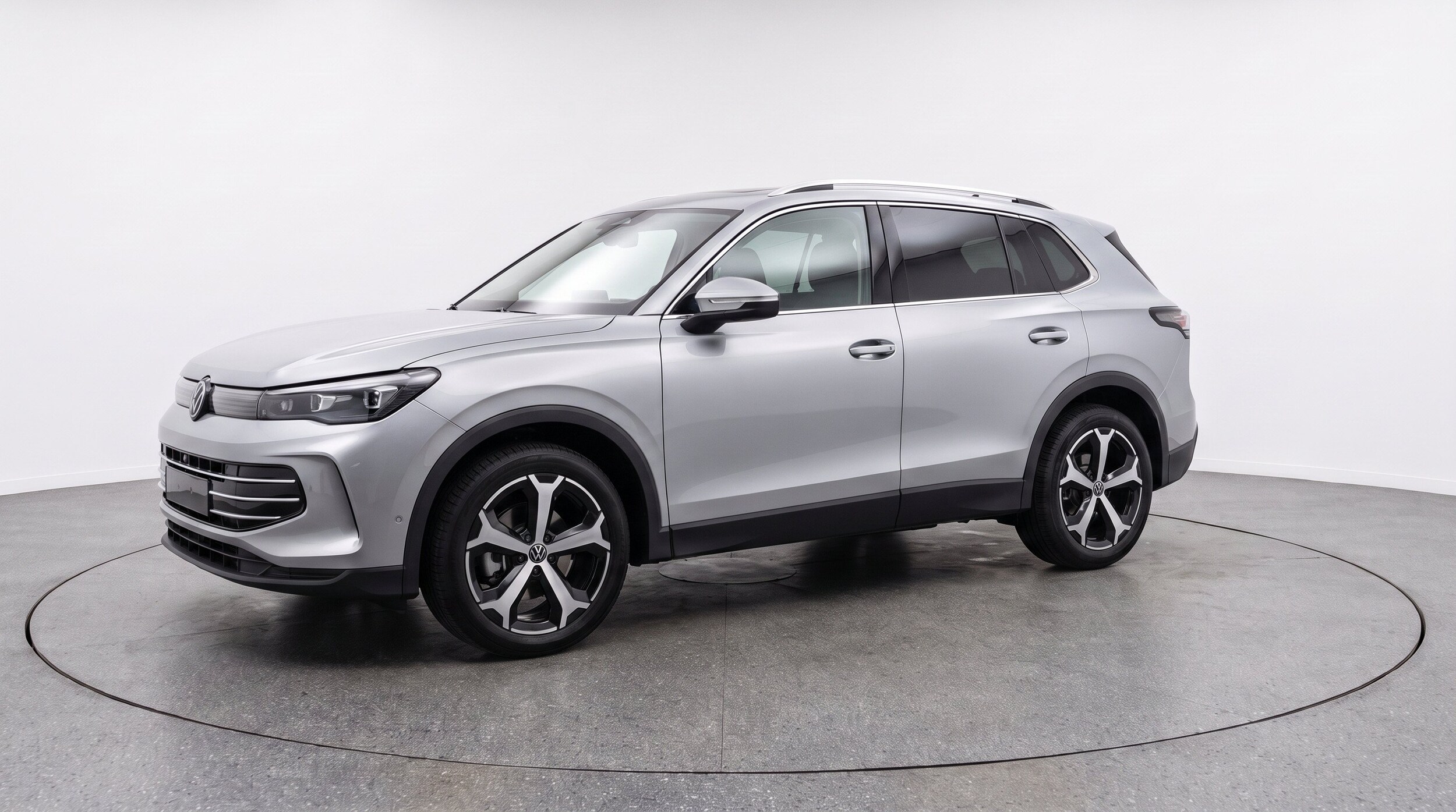 Thumbnail: 2026 Volkswagen Tiguan - 3