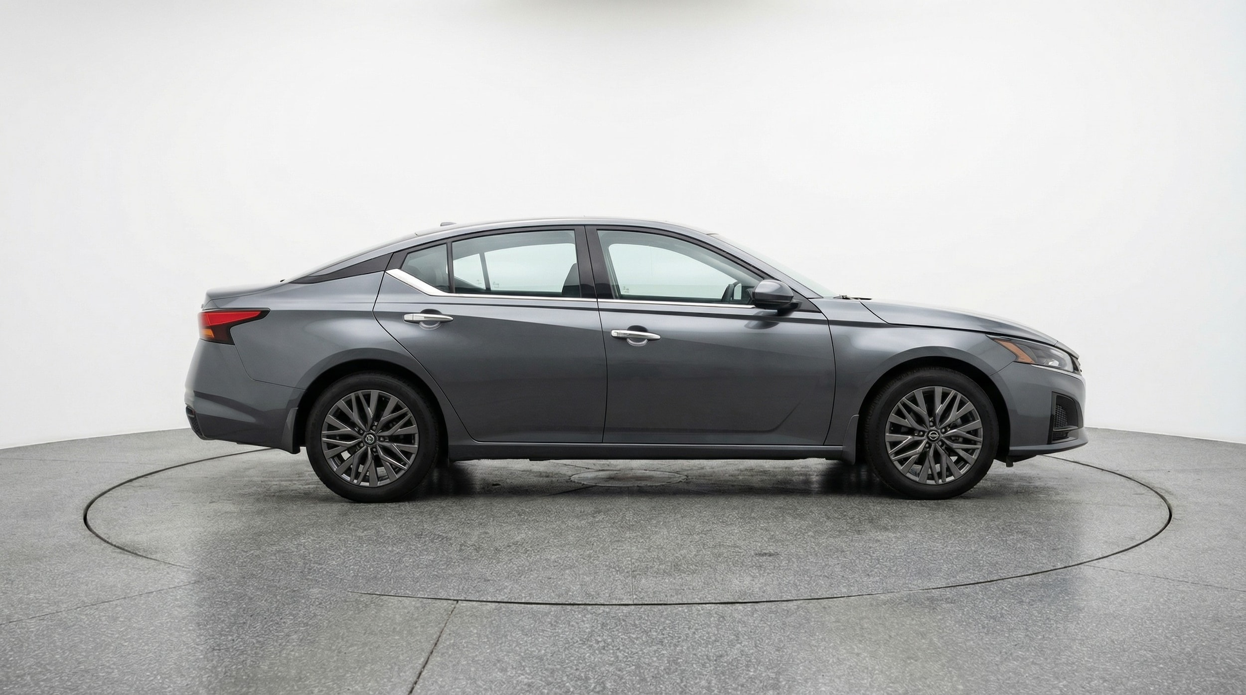 Thumbnail: 2025 Nissan Altima - 8