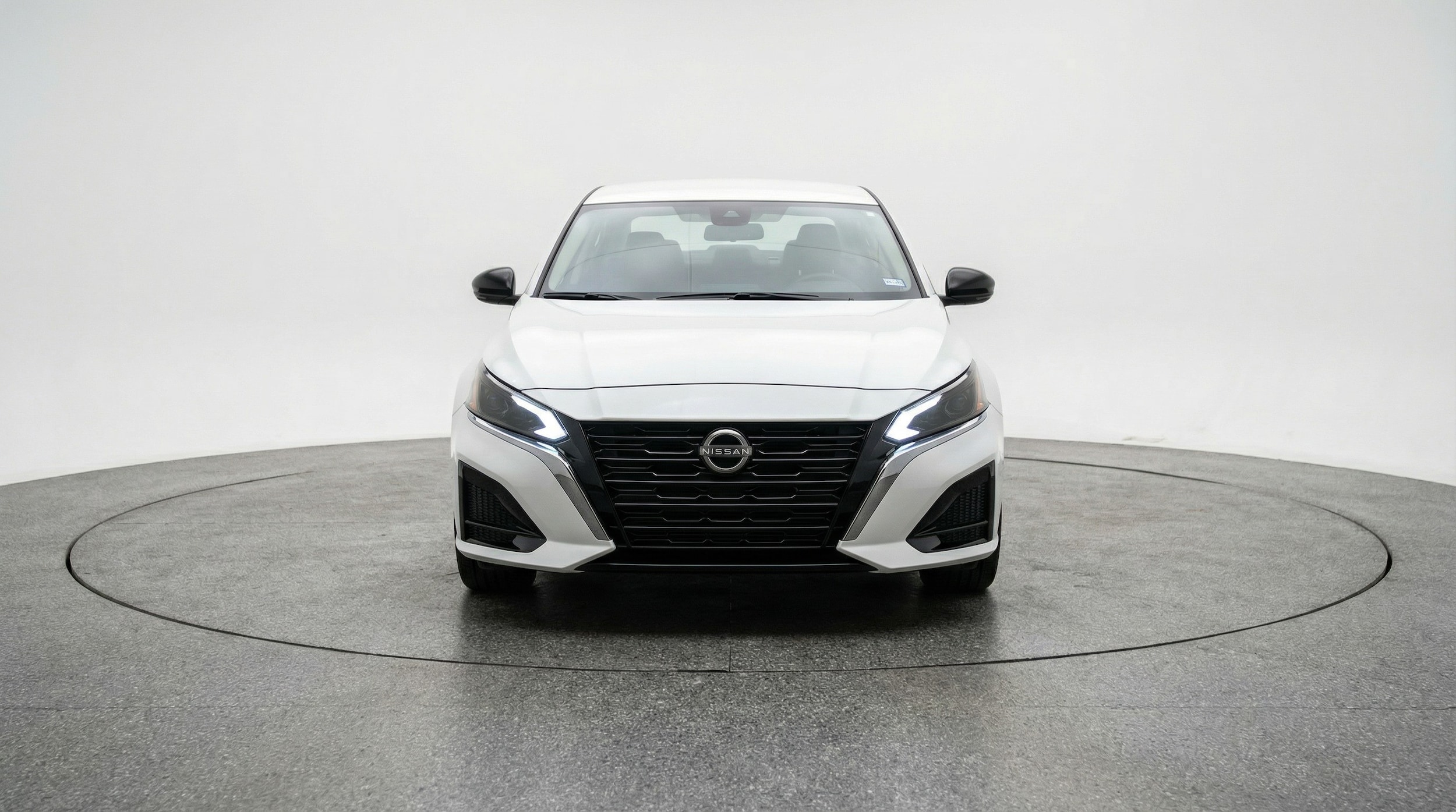 Thumbnail: 2025 Nissan Altima - 2