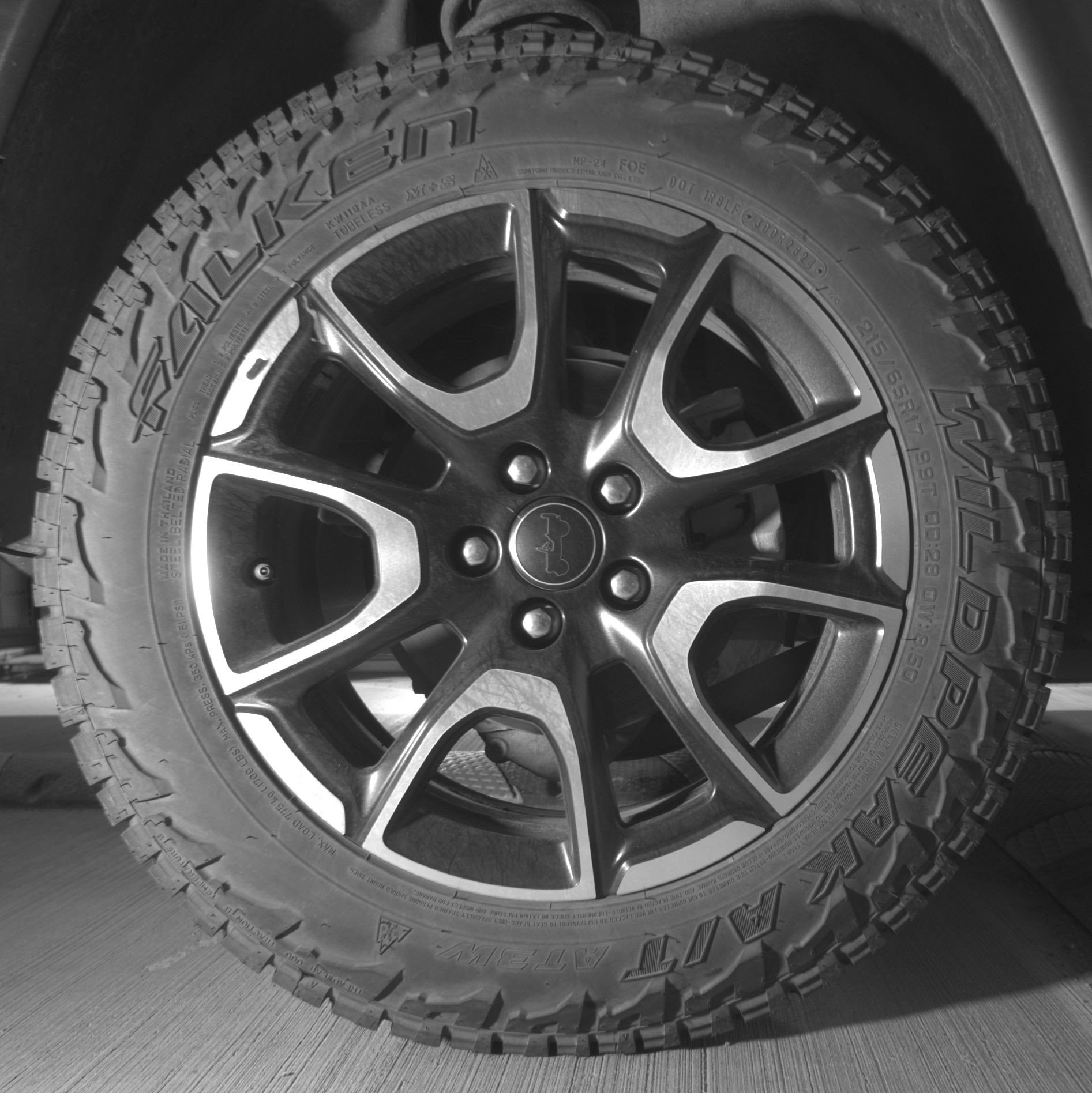 Thumbnail: 2025 Jeep Compass - 15