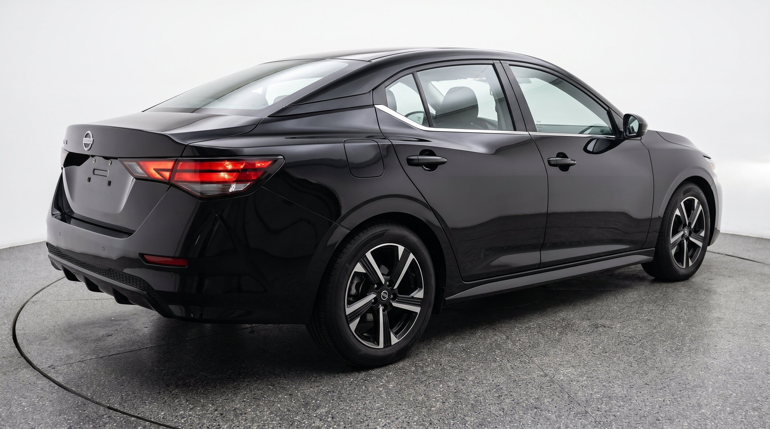 Thumbnail: 2025 Nissan Sentra - 9