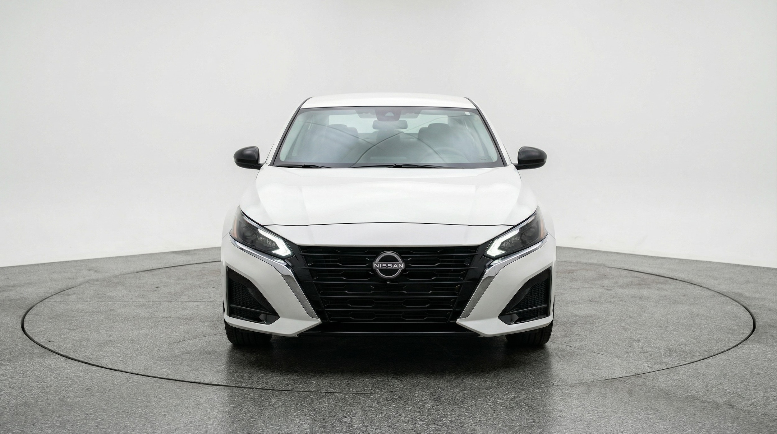 Thumbnail: 2025 Nissan Altima - 2