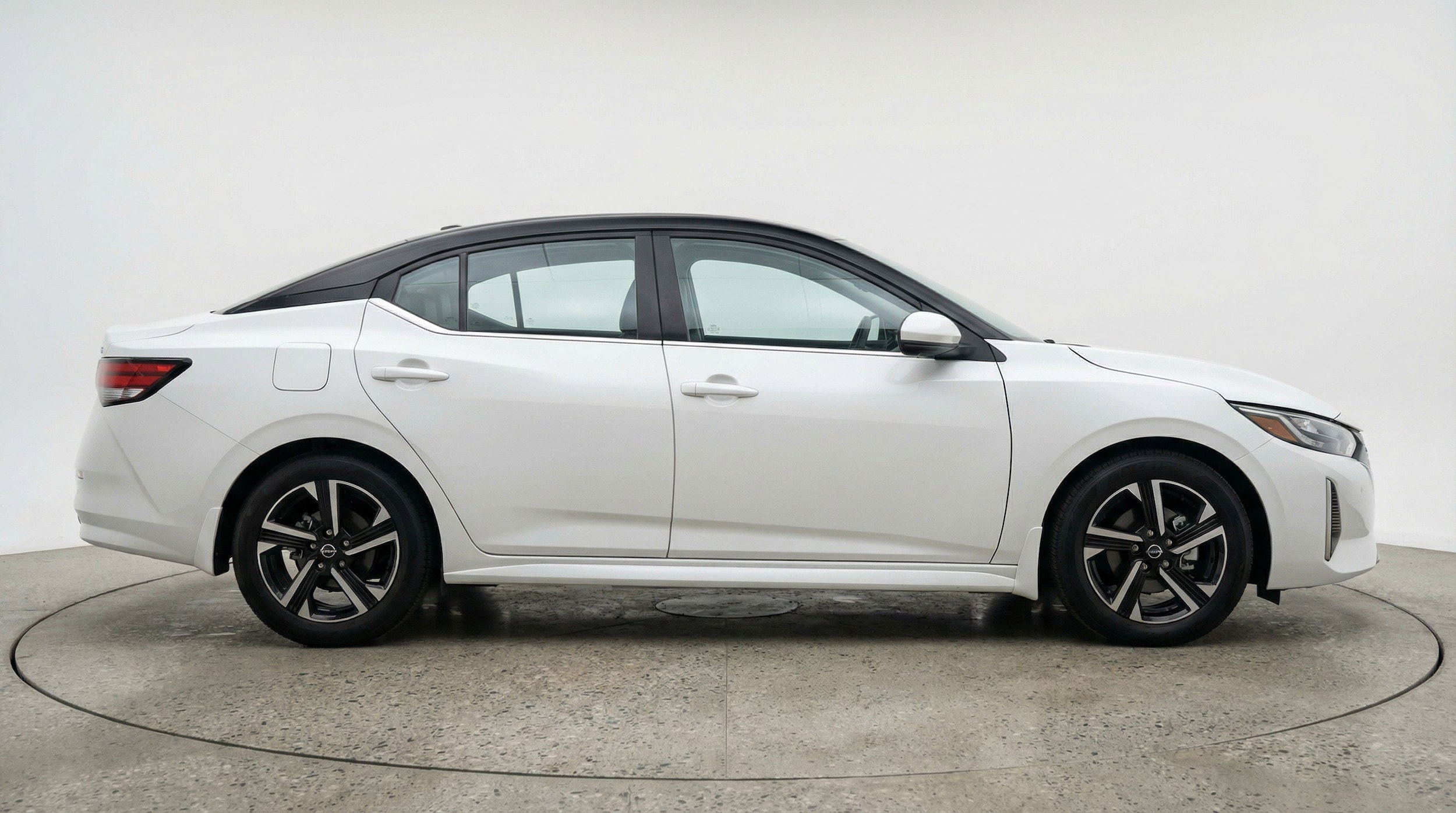 Thumbnail: 2025 Nissan Sentra - 11