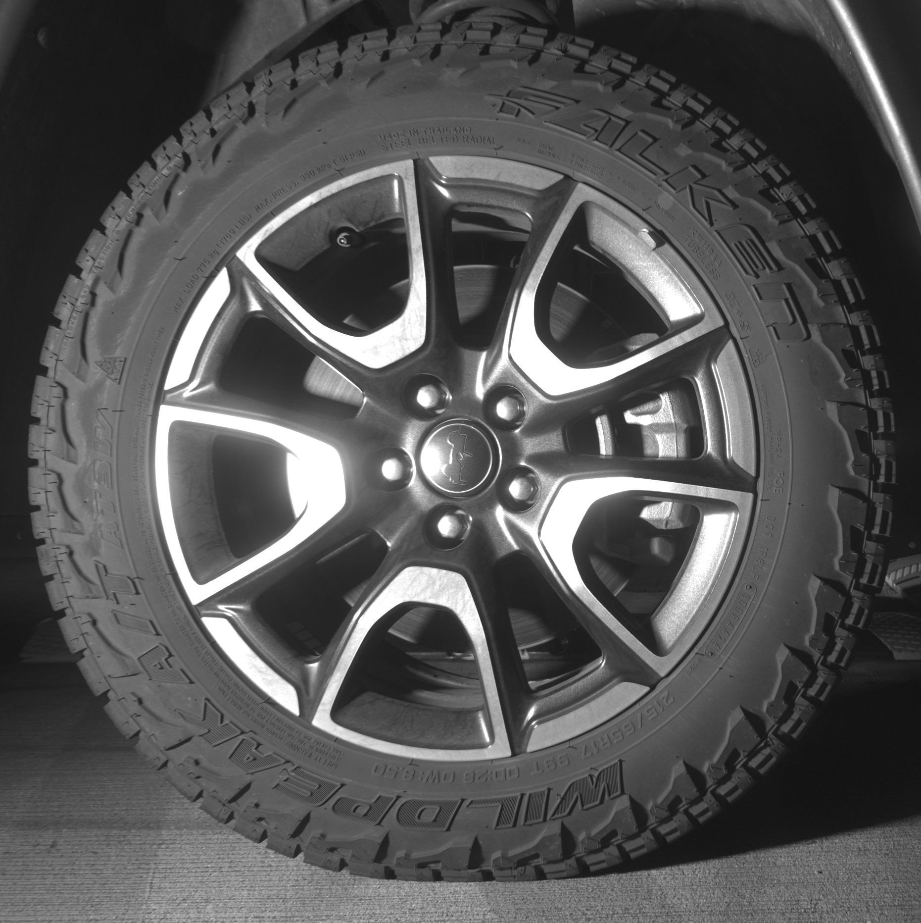 Thumbnail: 2025 Jeep Compass - 13
