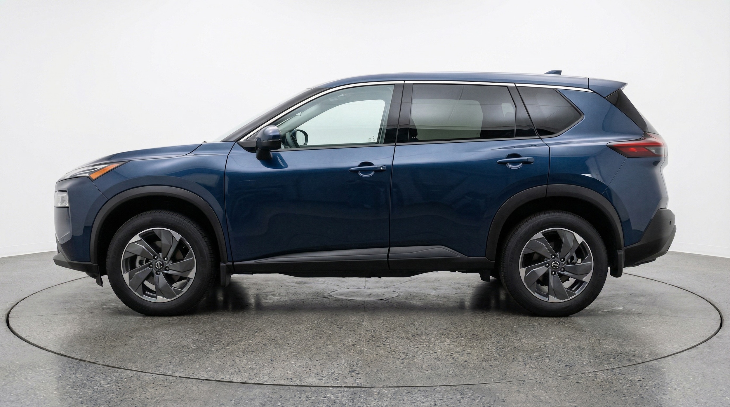 Thumbnail: 2025 Nissan Rogue - 4