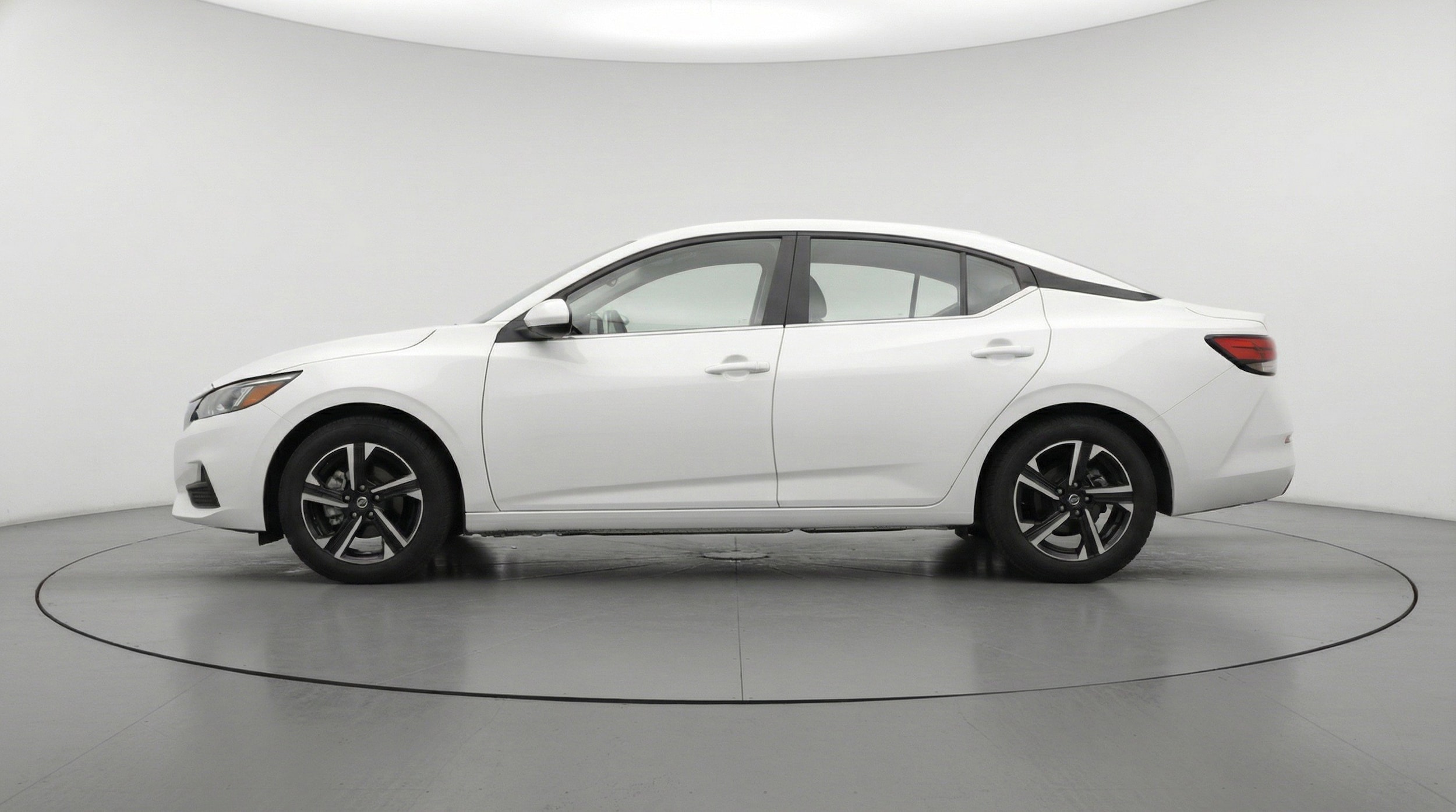 Thumbnail: 2025 Nissan Sentra - 5