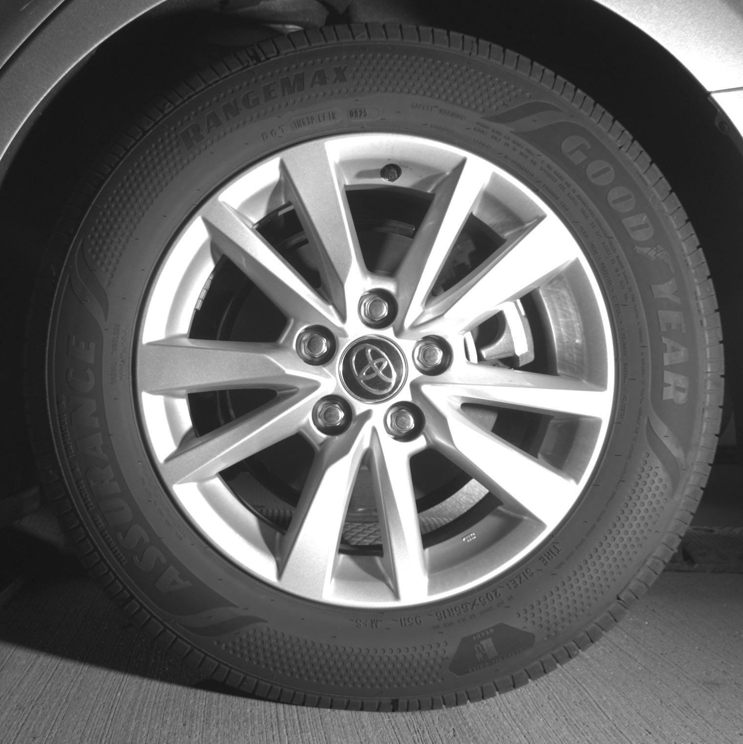 Thumbnail: 2025 Toyota Camry - 14