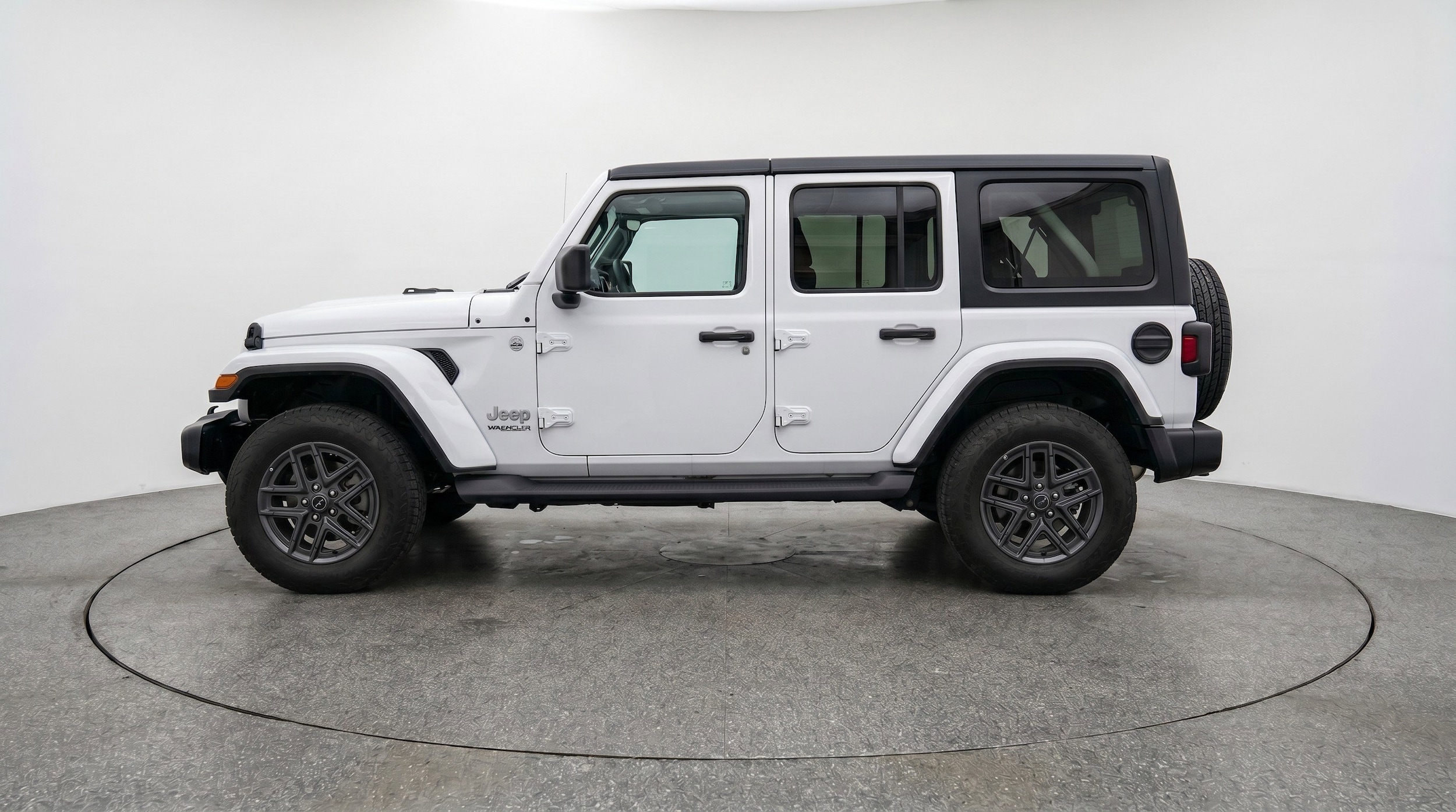 Thumbnail: 2025 Jeep Wrangler - 5
