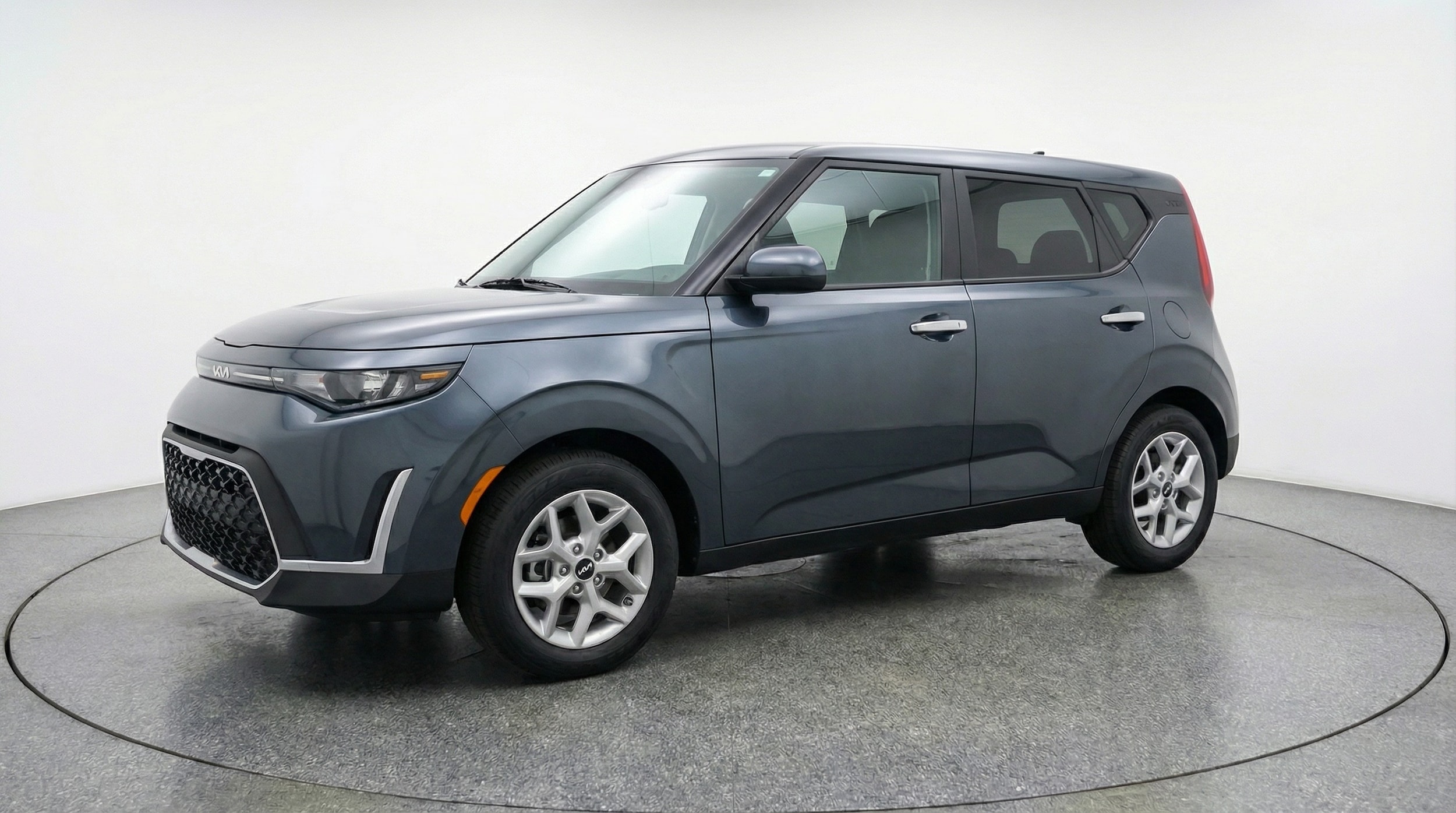 Thumbnail: 2025 Kia Soul - 3