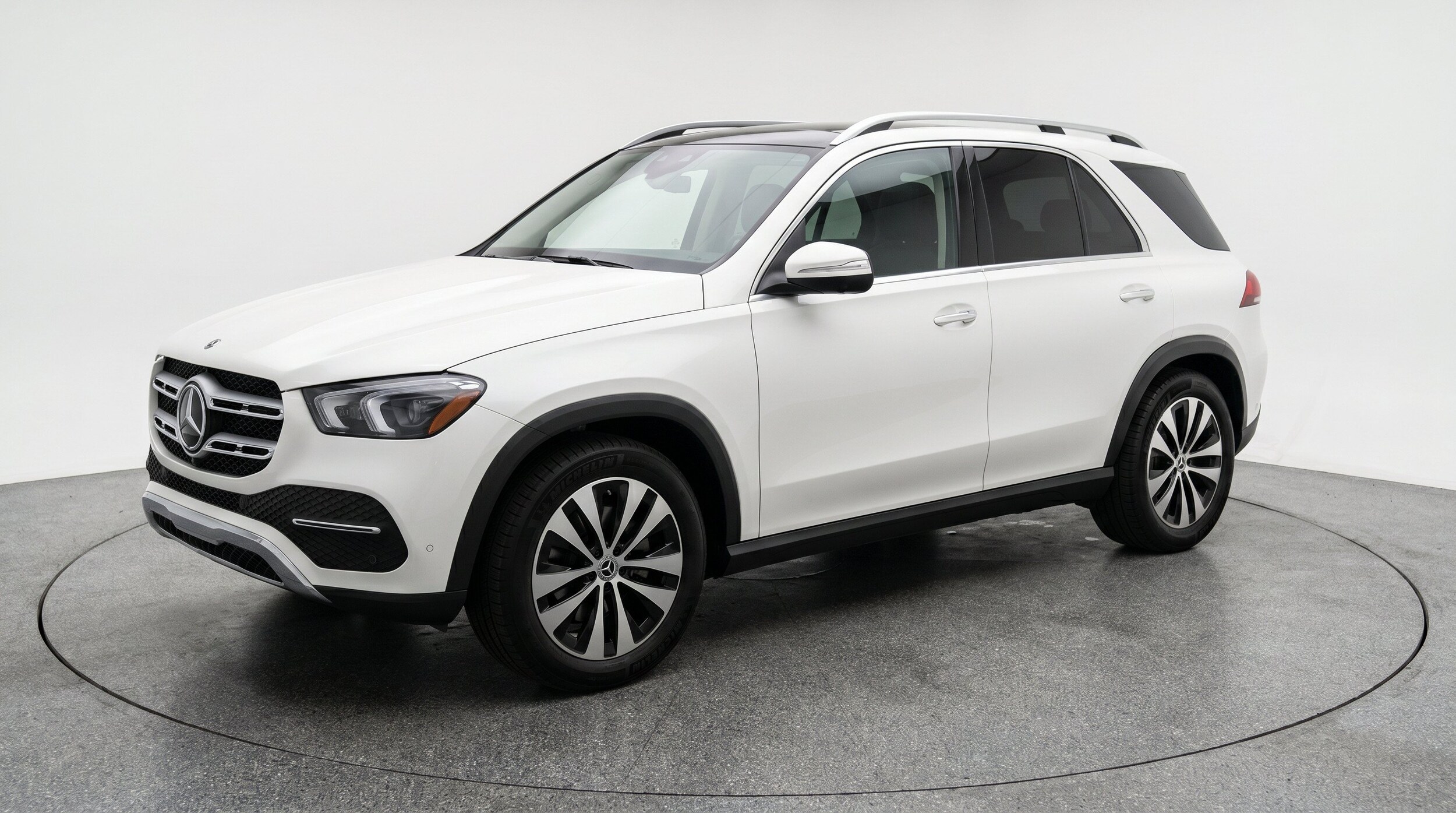 Thumbnail: 2026 Mercedes-Benz GLE - 3