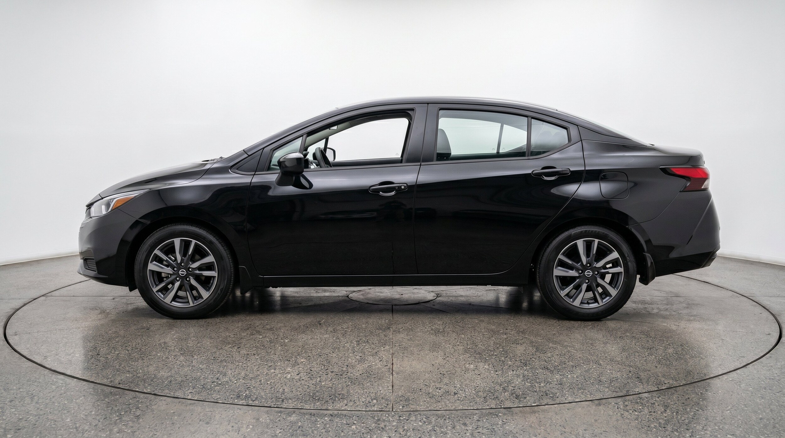 Thumbnail: 2025 Nissan Versa - 5