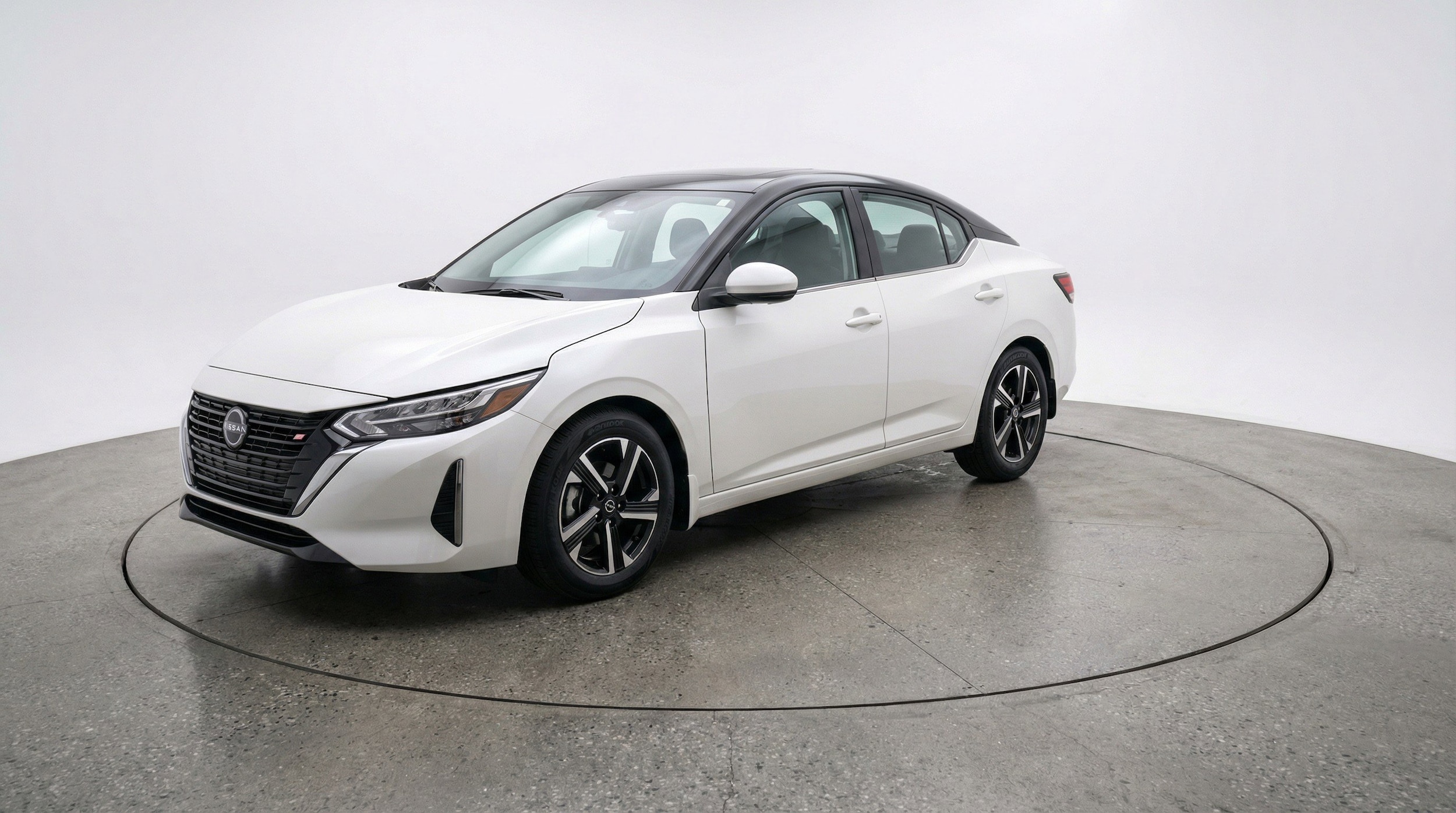 Thumbnail: 2025 Nissan Sentra - 3