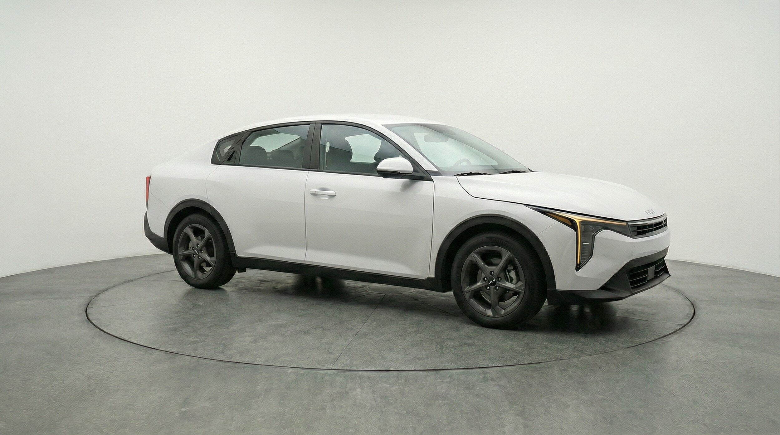 Thumbnail: 2025 Kia K4 - 1