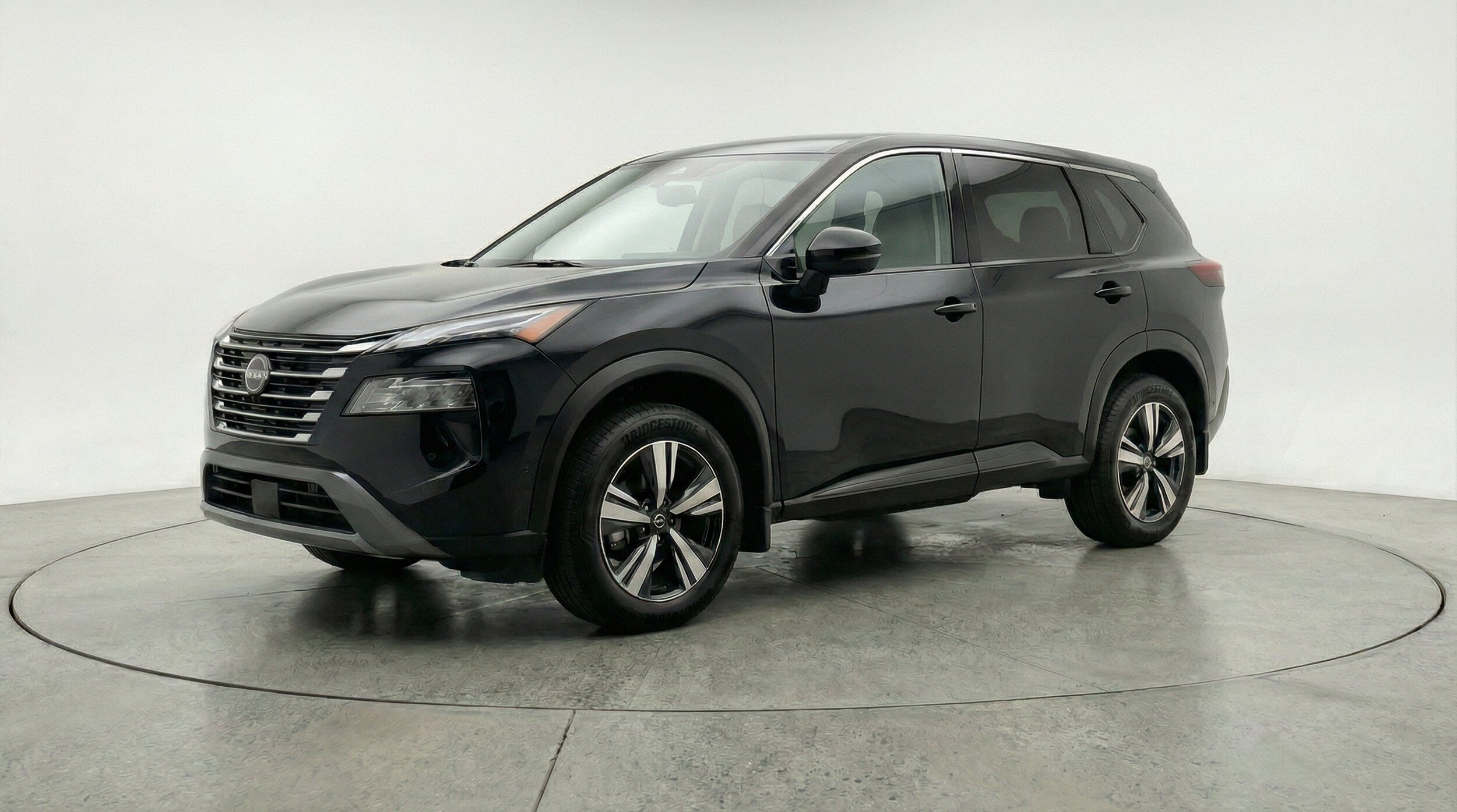 Thumbnail: 2026 Nissan Rogue - 3