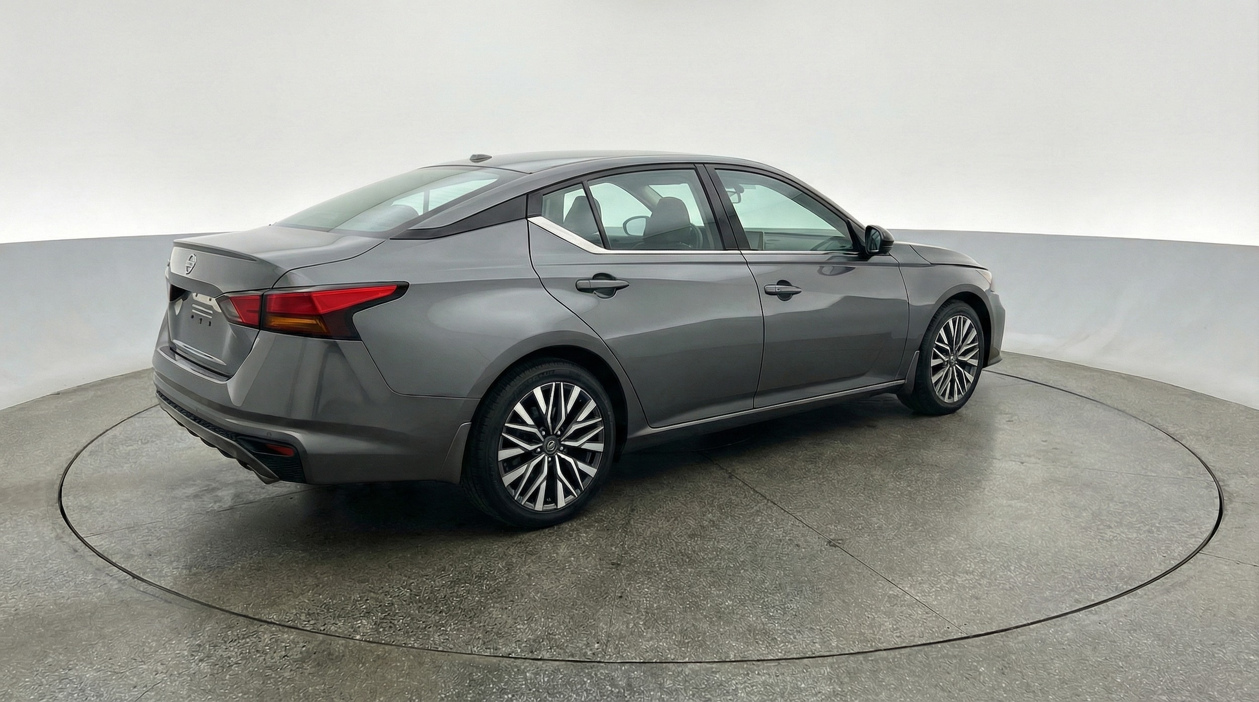 Thumbnail: 2025 Nissan Altima - 7