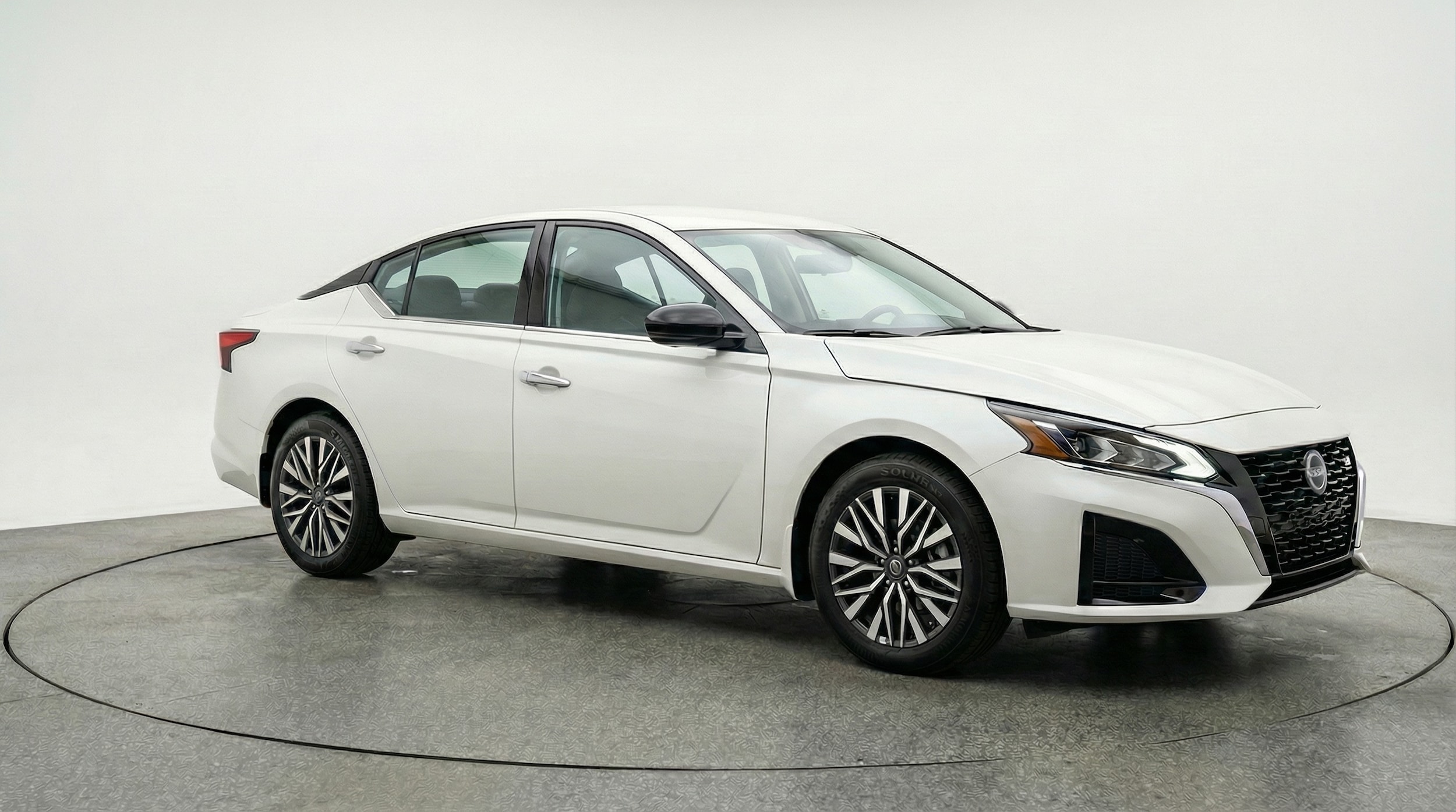 Thumbnail: 2025 Nissan Altima - 1